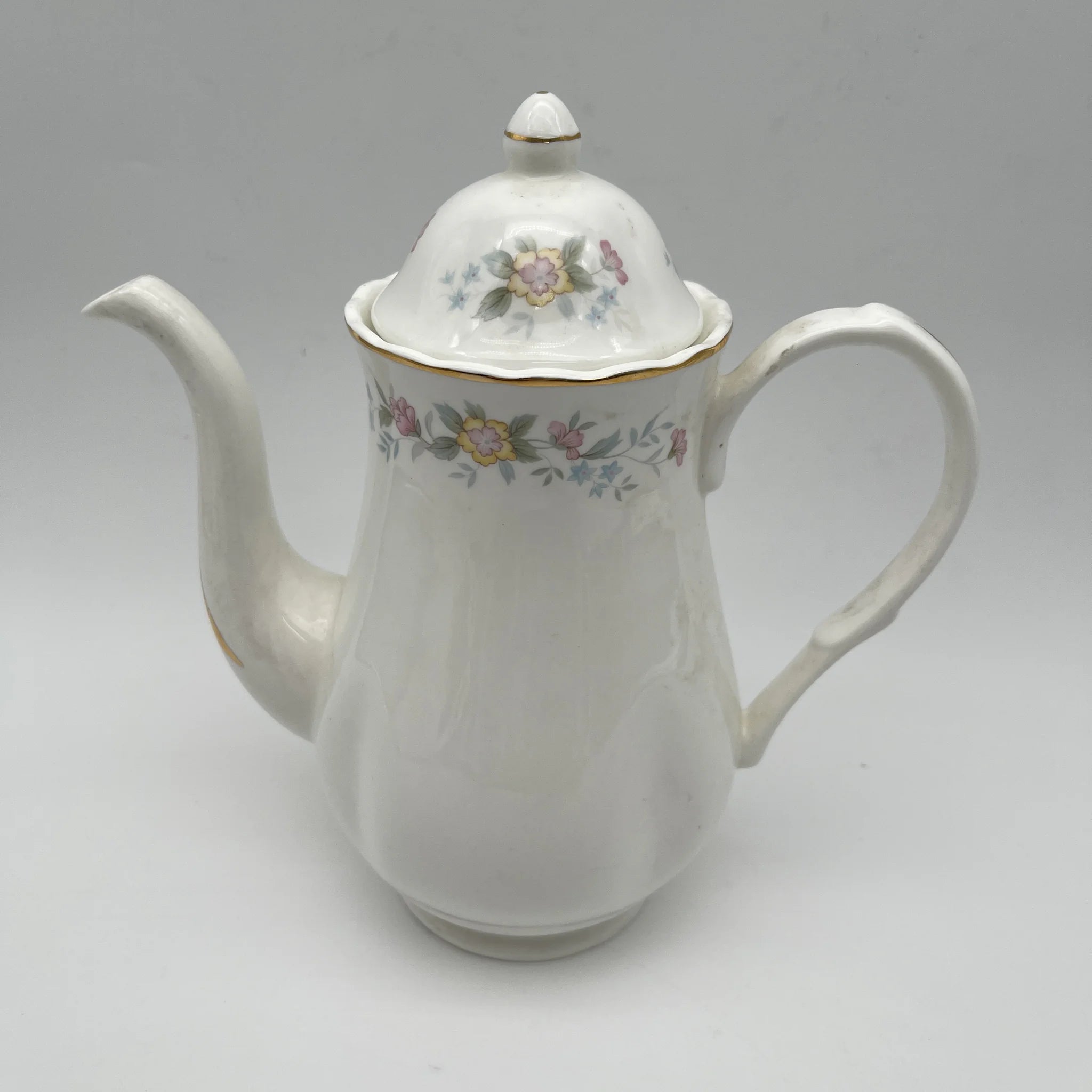 【复古】茶壶/ Mayfair (Mayfair) / 1950-1980年代(推定)/ Fine Bone China /英国/小花图案,柔和色调,金彩