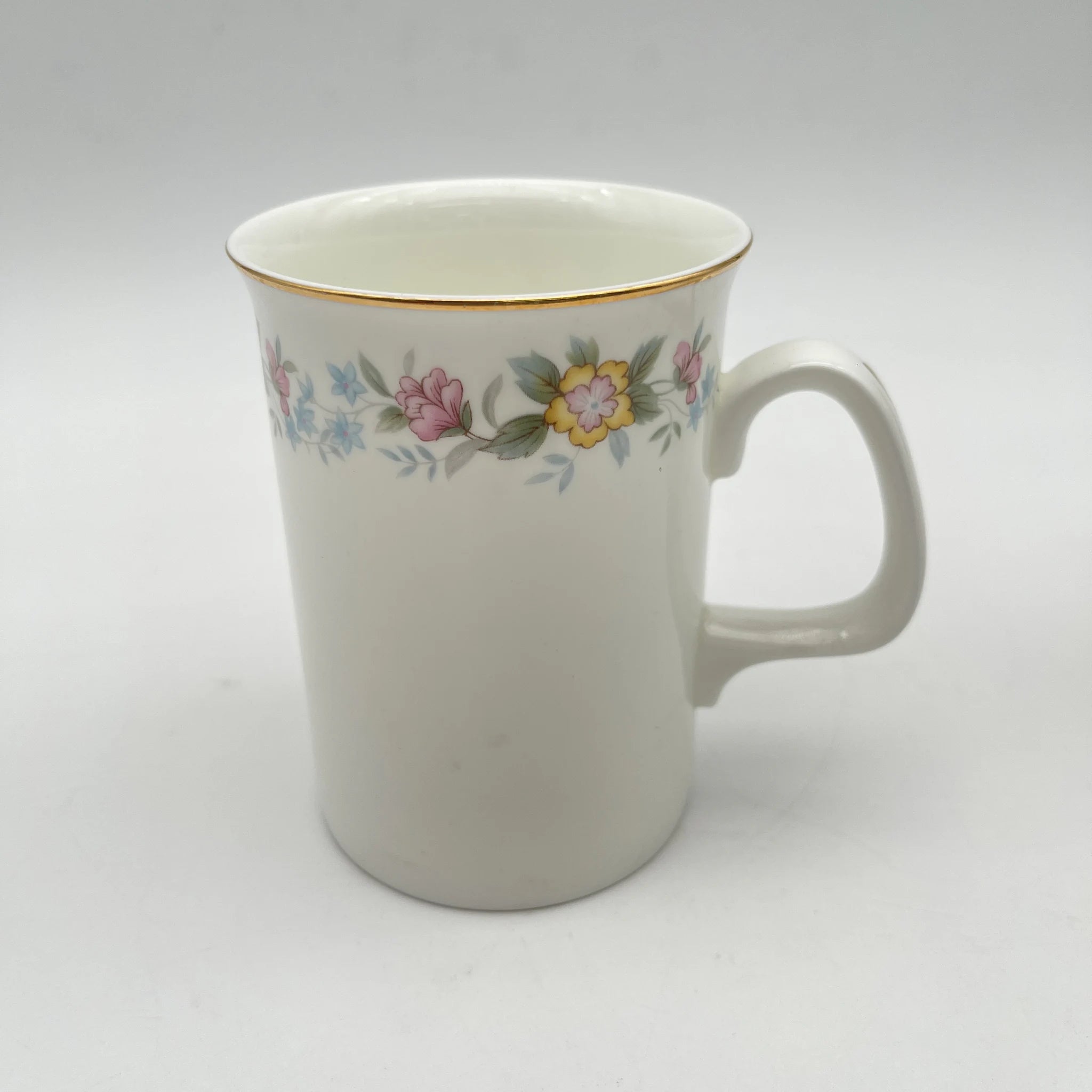 【复古】马克杯2p / Mayfair (Mayfair) / 1950-1980年代(推定)/ Fine Bone China /英国/小花图案,柔和色调,金彩