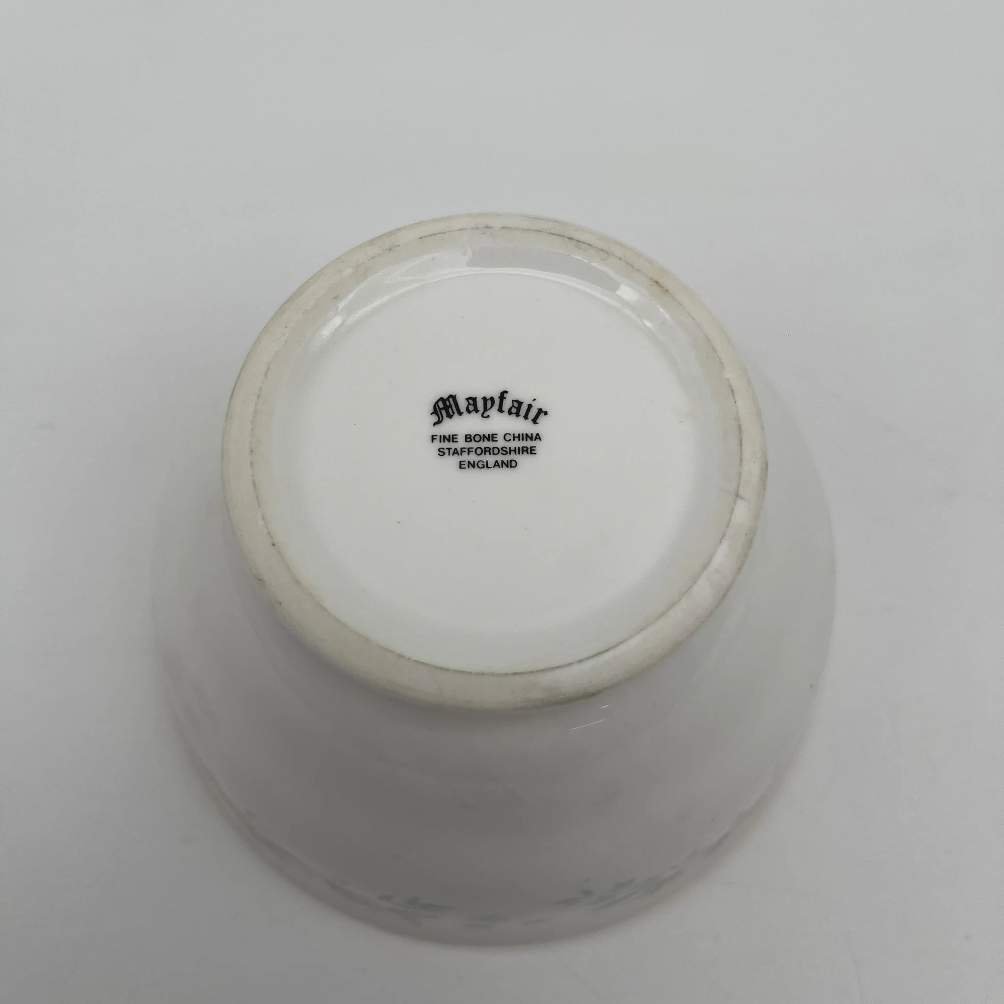【复古】咖啡杯/ Mayfair (Mayfair) / 1950-1980年代(推测)/ Fine Bone China /英国/小花图案,柔和色调,金彩