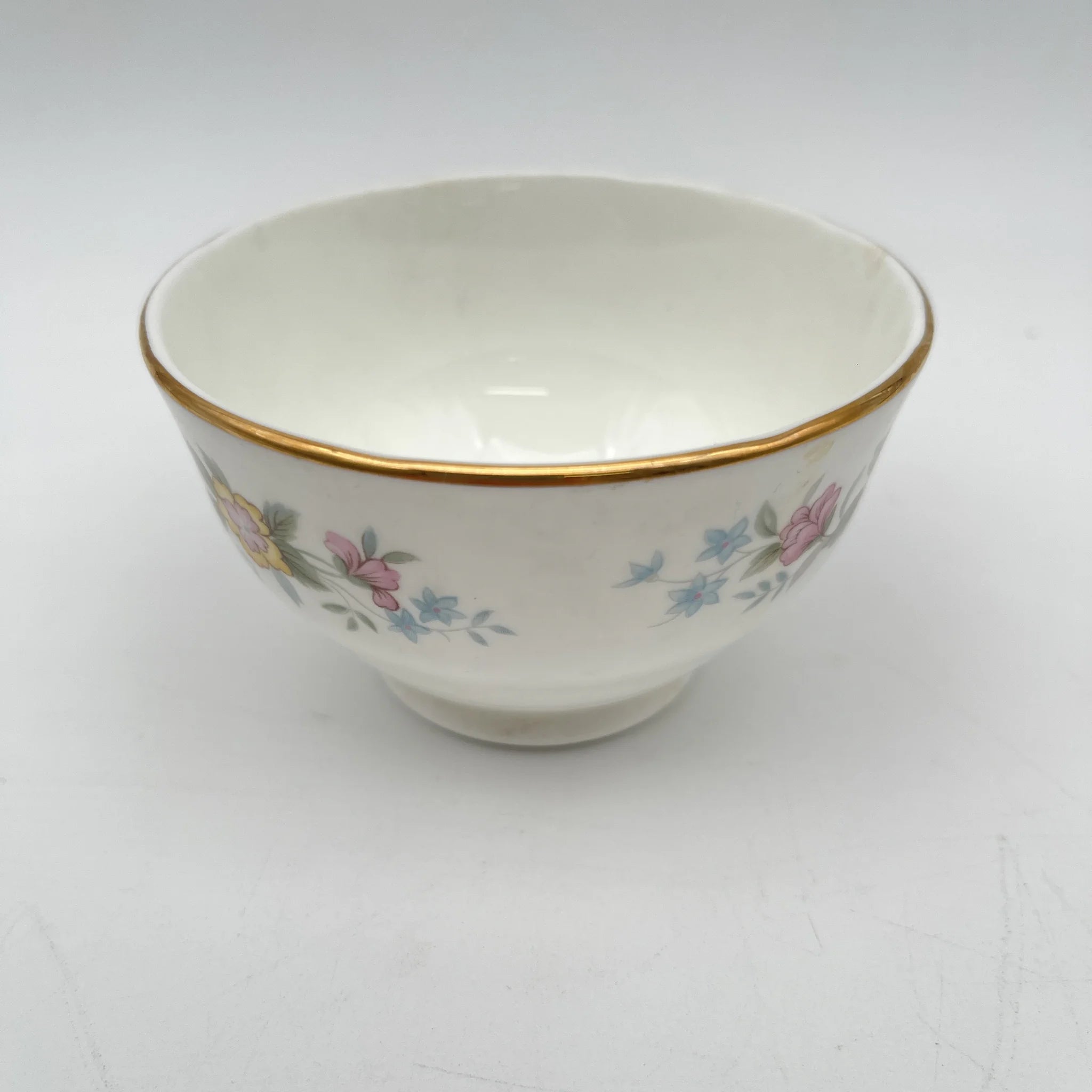【复古】咖啡杯/ Mayfair (Mayfair) / 1950-1980年代(推测)/ Fine Bone China /英国/小花图案,柔和色调,金彩