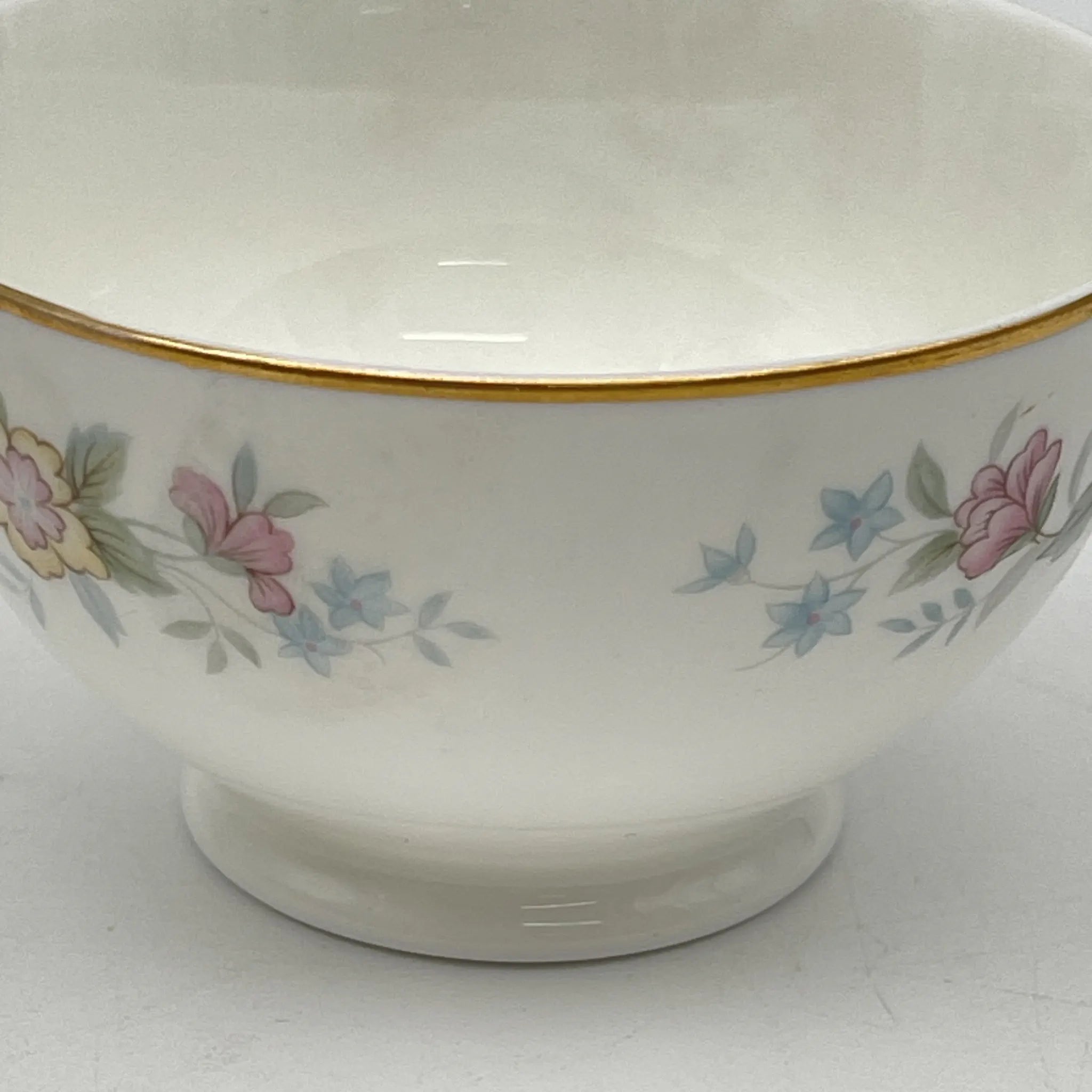 【复古】咖啡杯/ Mayfair (Mayfair) / 1950-1980年代(推测)/ Fine Bone China /英国/小花图案,柔和色调,金彩