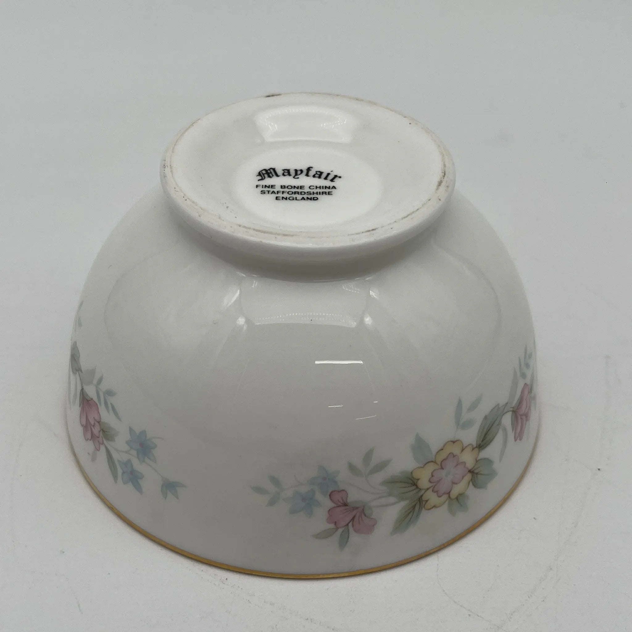 【复古】咖啡杯/ Mayfair (Mayfair) / 1950-1980年代(推测)/ Fine Bone China /英国/小花图案,柔和色调,金彩