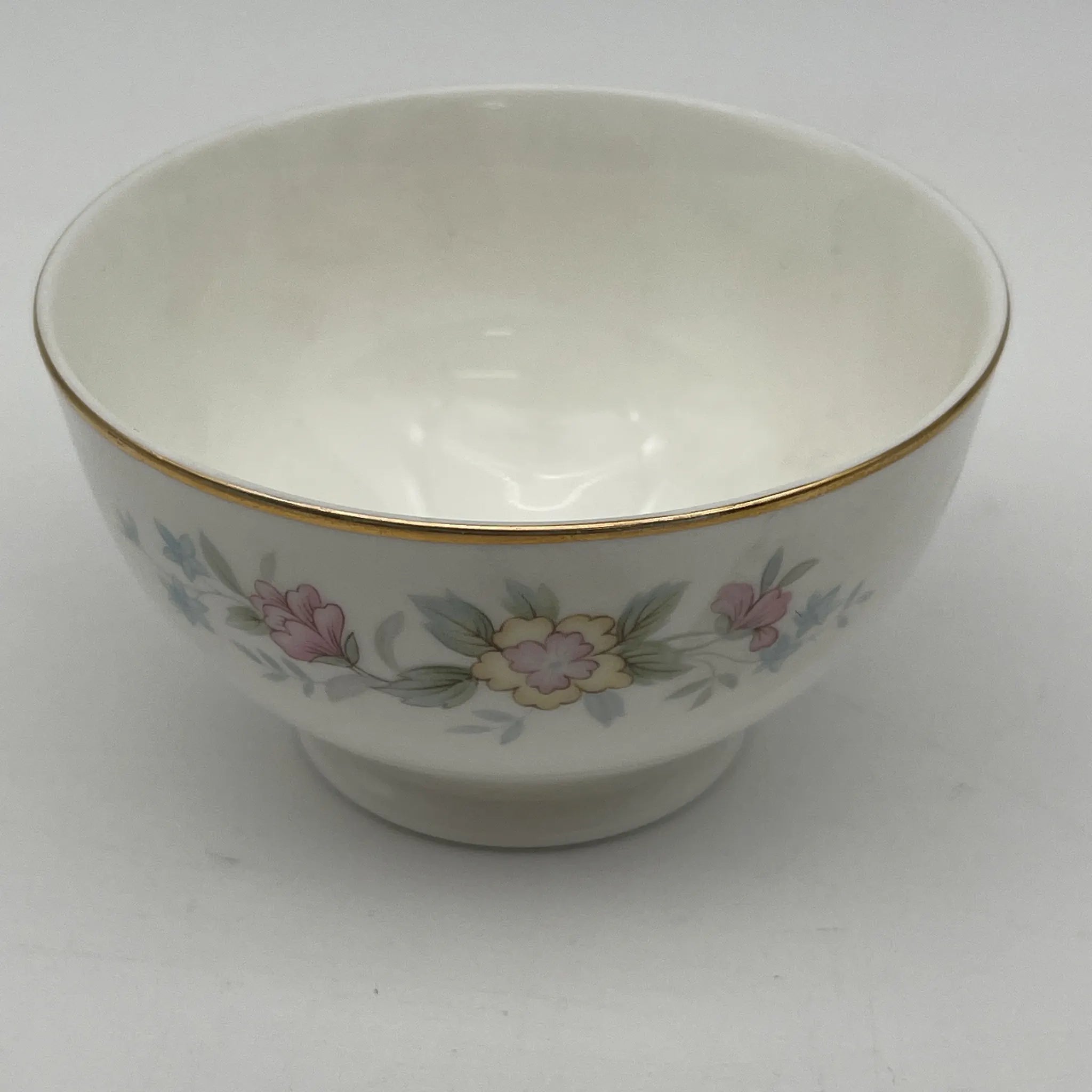 【复古】咖啡杯/ Mayfair (Mayfair) / 1950-1980年代(推测)/ Fine Bone China /英国/小花图案,柔和色调,金彩