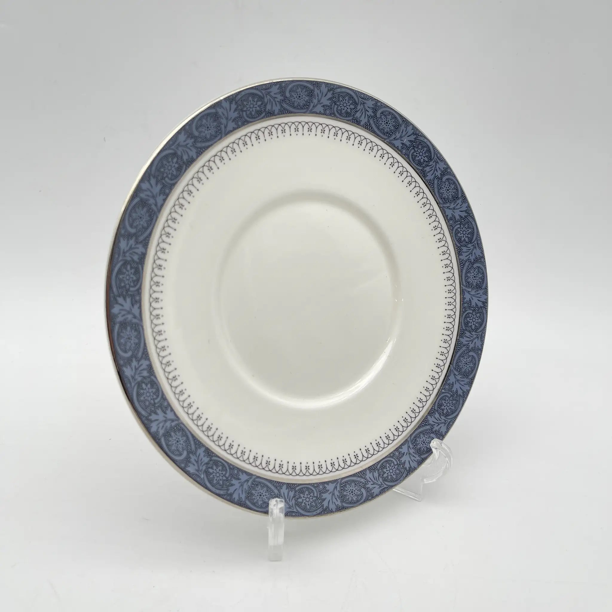 【复古】甜点盘(中盘)/ Royal Doulton(皇家道尔顿)/ Sherbrooke / 1970-1990年代/ Fine Bone China /英国 /银彩,阿坎萨斯,花纲