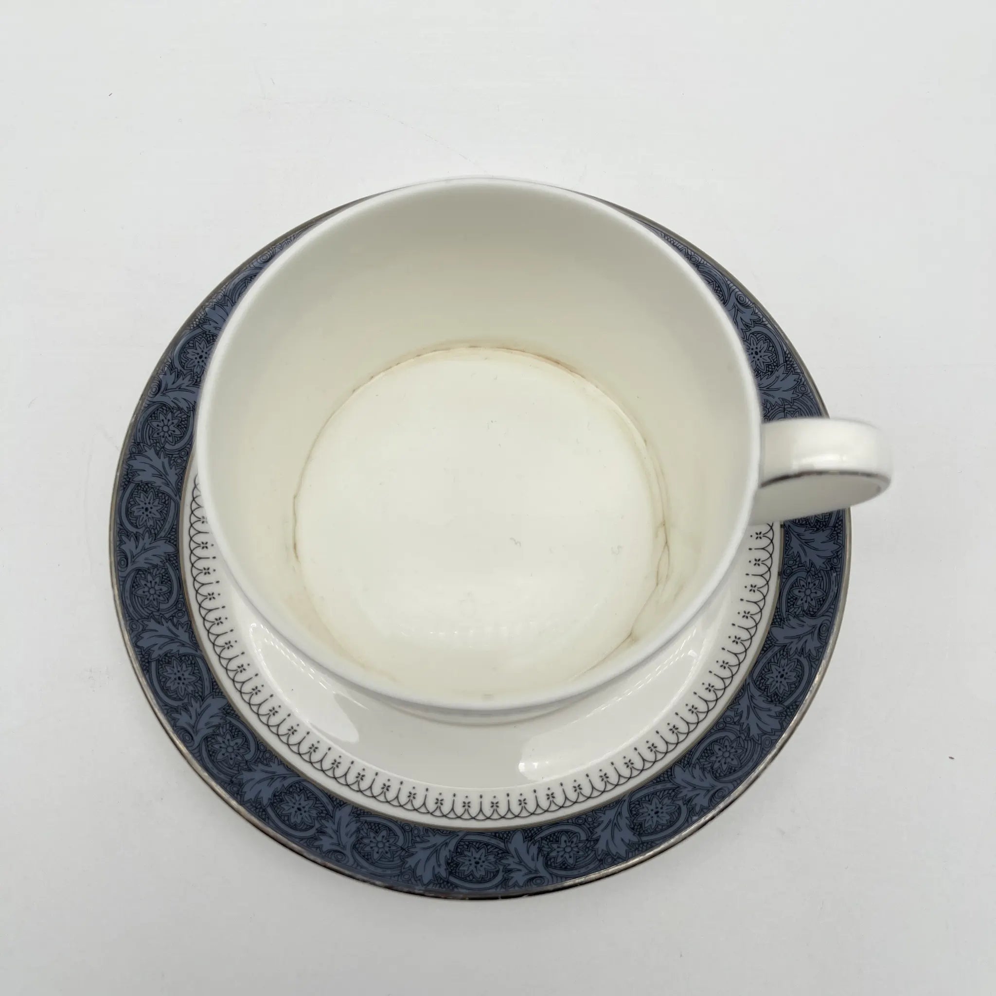 【复古】牛奶咖啡杯&茶托/ Royal Doulton(皇家道尔顿)/ Sherbrooke / 1970-1990年代/ Fine Bone China /英国 /银彩,阿坎萨斯,花纲