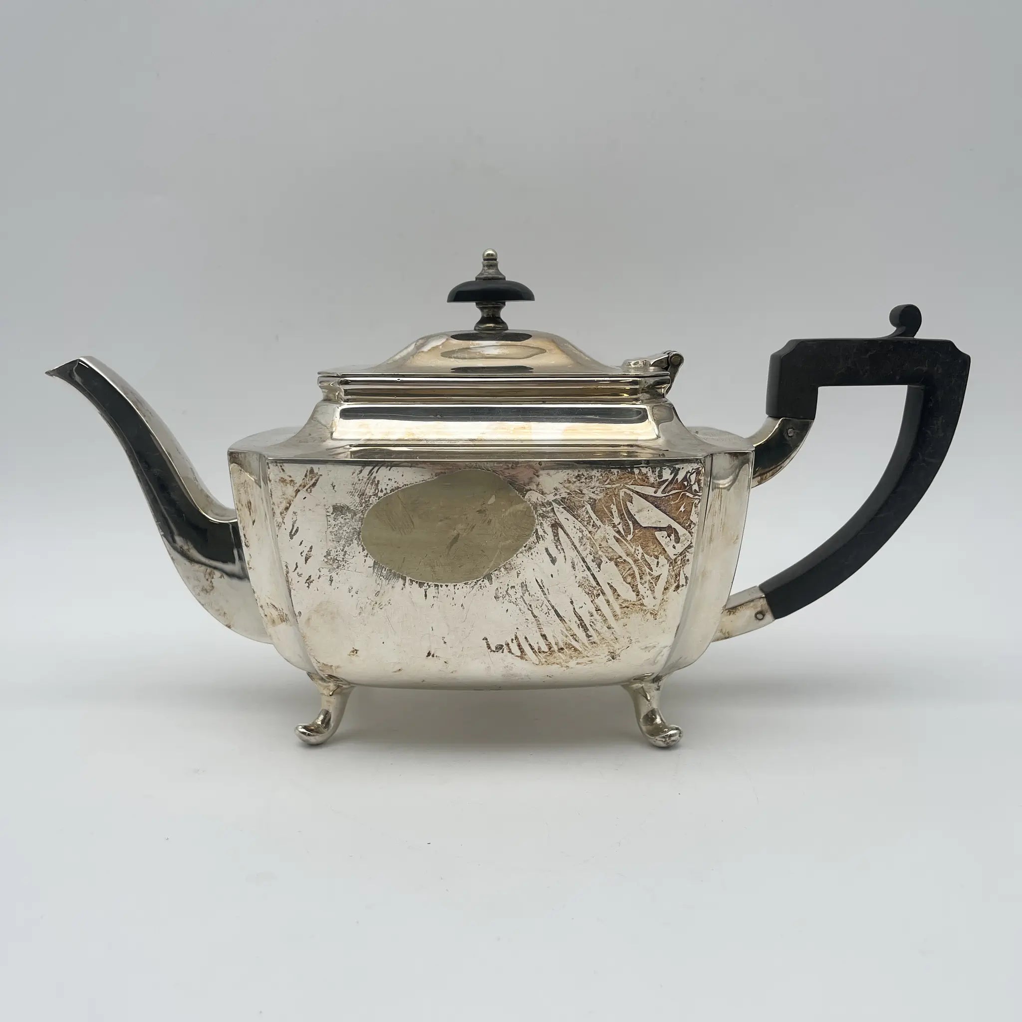 【古董】茶壶/ James Deakin & Sons(詹姆斯迪金&桑斯)/估计20c初/银板/英国/ EPNS,带腿,硬钎焊