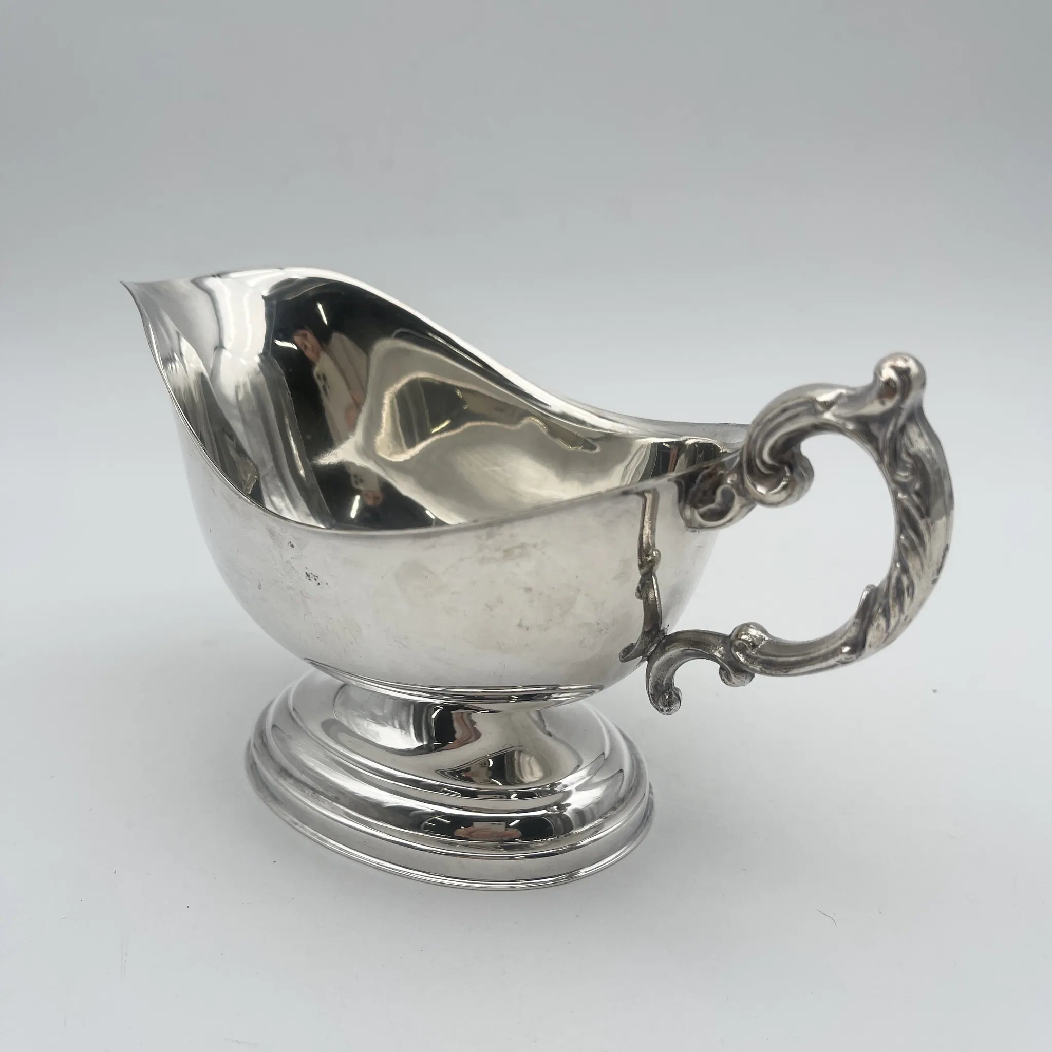 【复古】灰船(sauciere / sauce boat) / Sheridan Silver(谢里登银)/估计20c中期/银板/美国/ 踏板脚