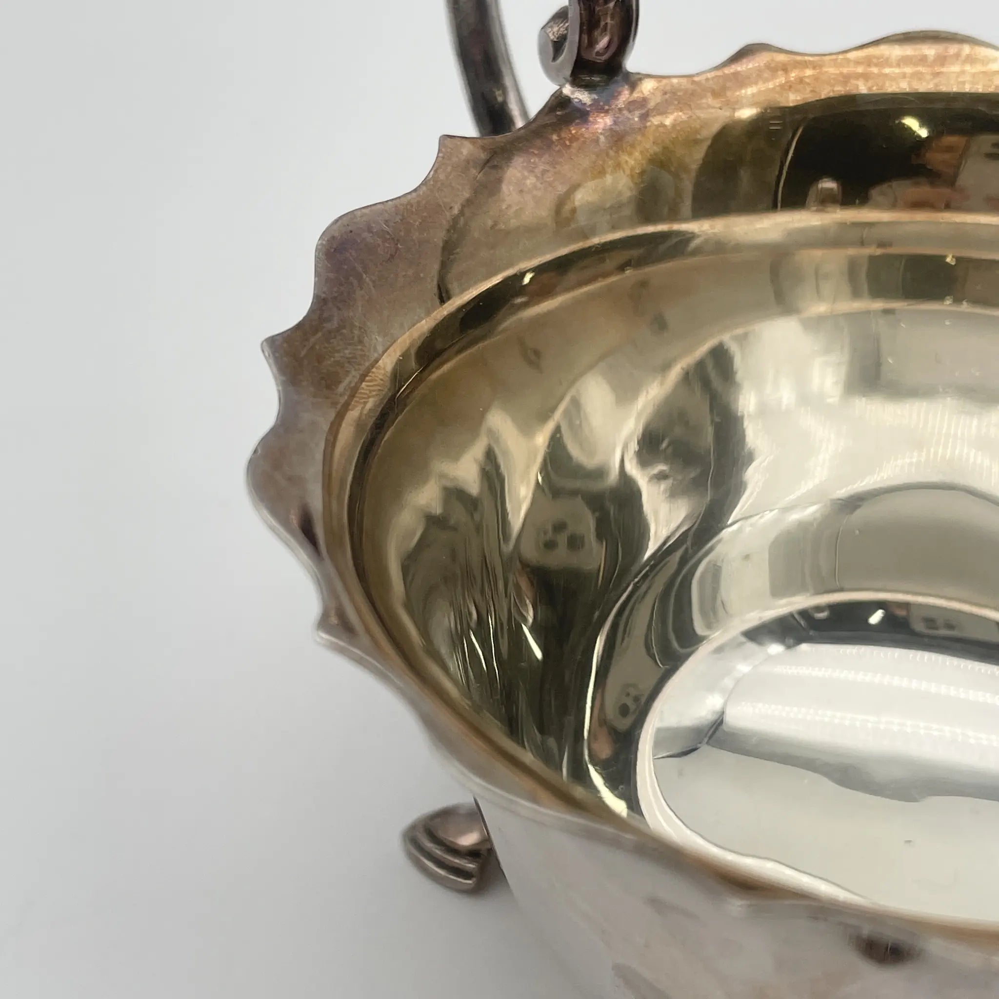 【古董】糖碗(糖罐)/ Northern Goldsmiths / Ducal Plate /估计20c初/银盘/ 英国/双手柄,带腿,滑边
