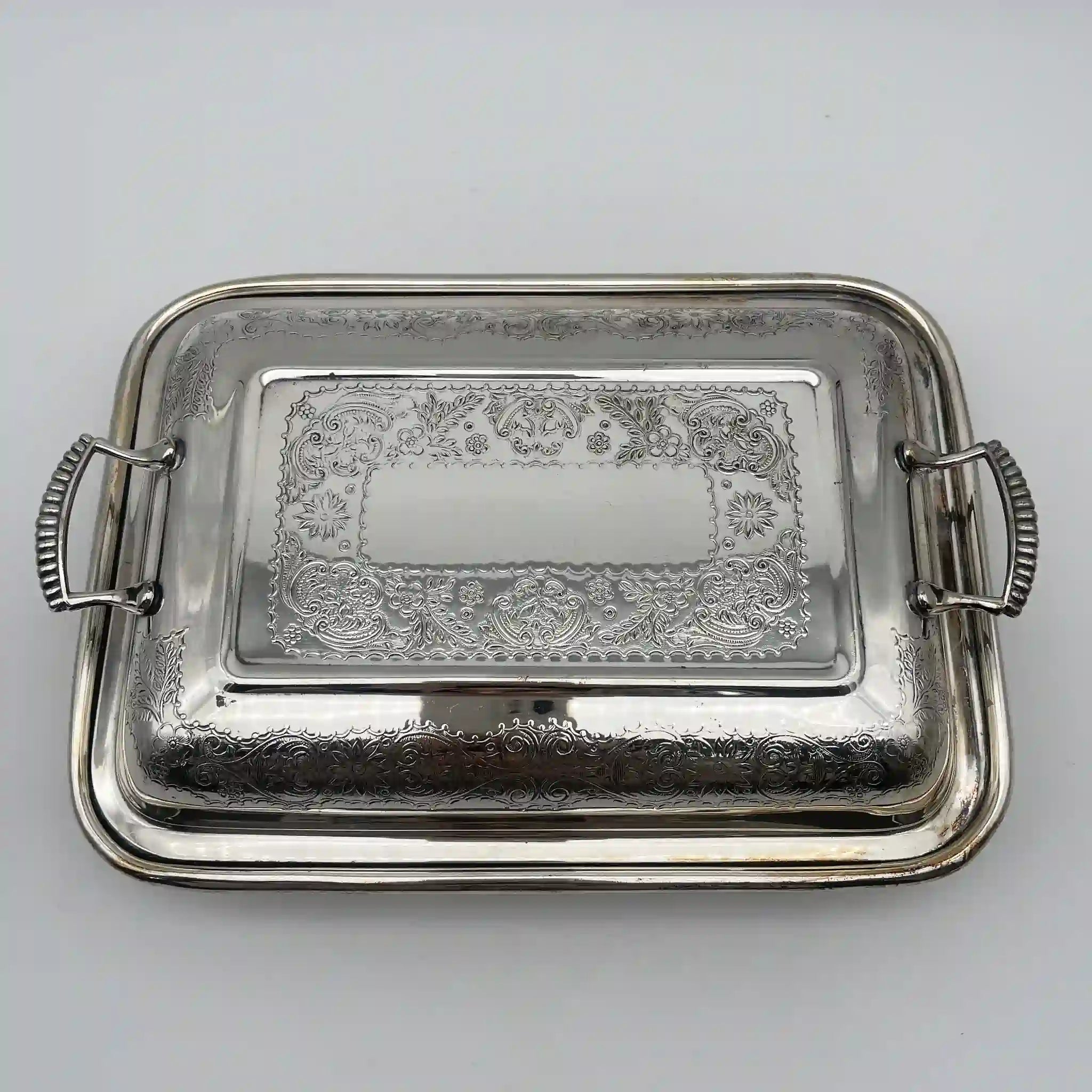 【复古】antredish(带盖大盘)/ Cavalier(卡瓦里埃)/估计20c中期/银盘/英国/ engraving, gadorn