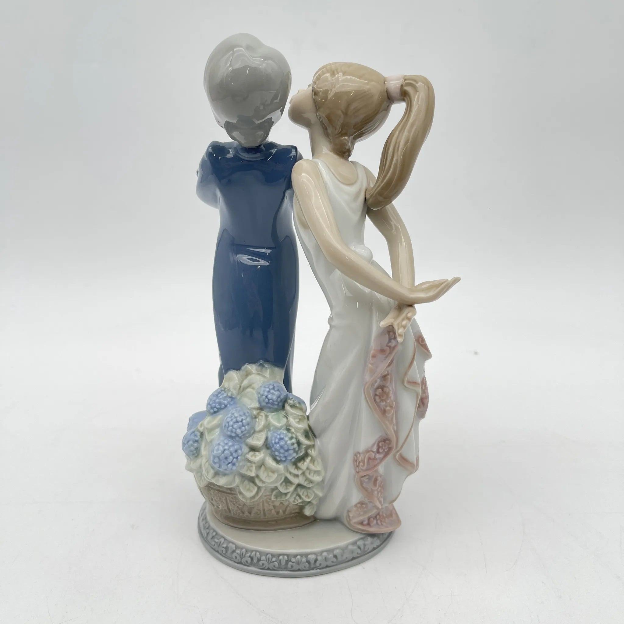 【リユース】 フィギュリン (陶磁器人形) / LLADRÓ (リヤドロ) / 推定1990-2000s / 磁器 / スペイン / パステルカラー