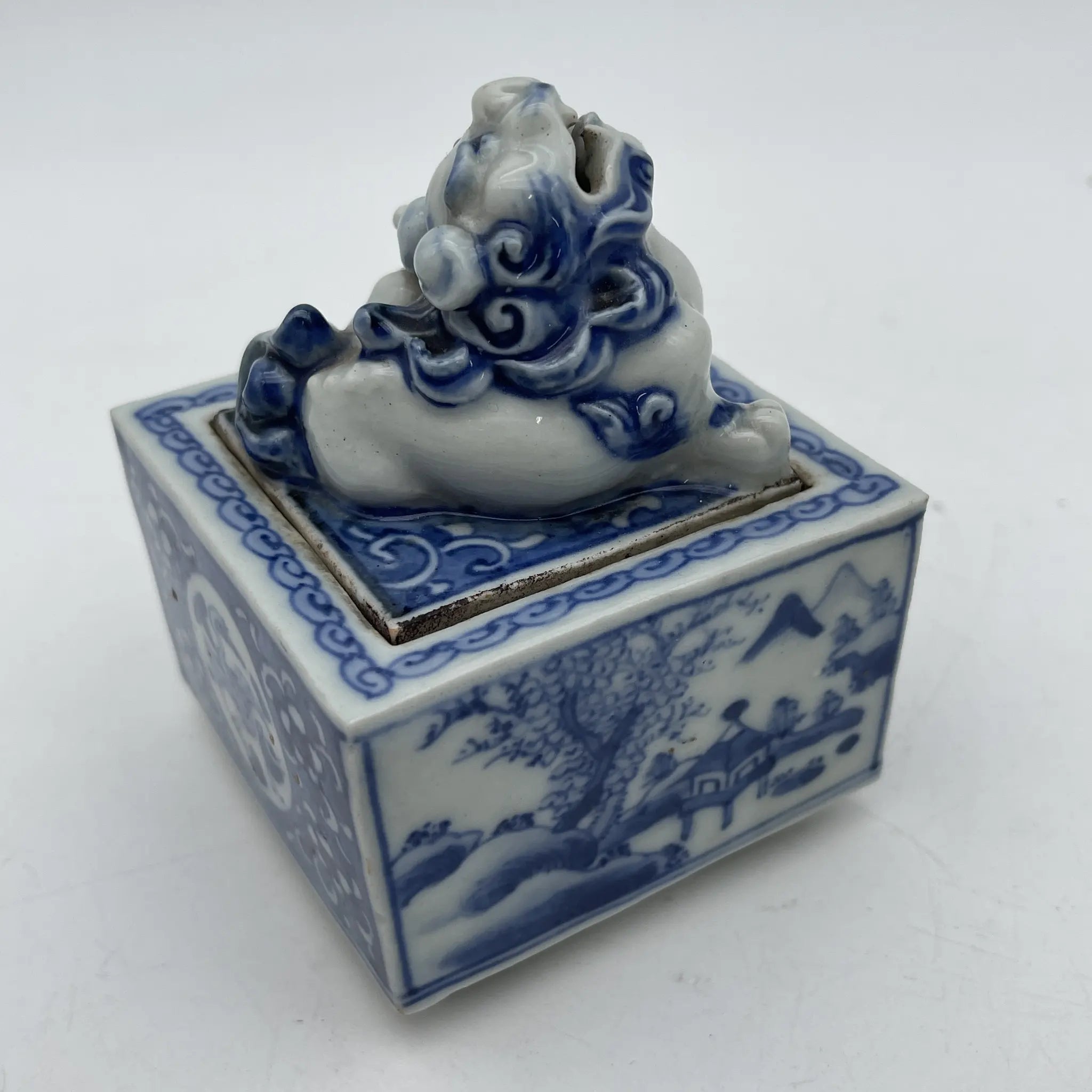 【复古】香炉/祥瑞/推测20c中后期/瓷器/日本/狮子,鹤,山水,青花
