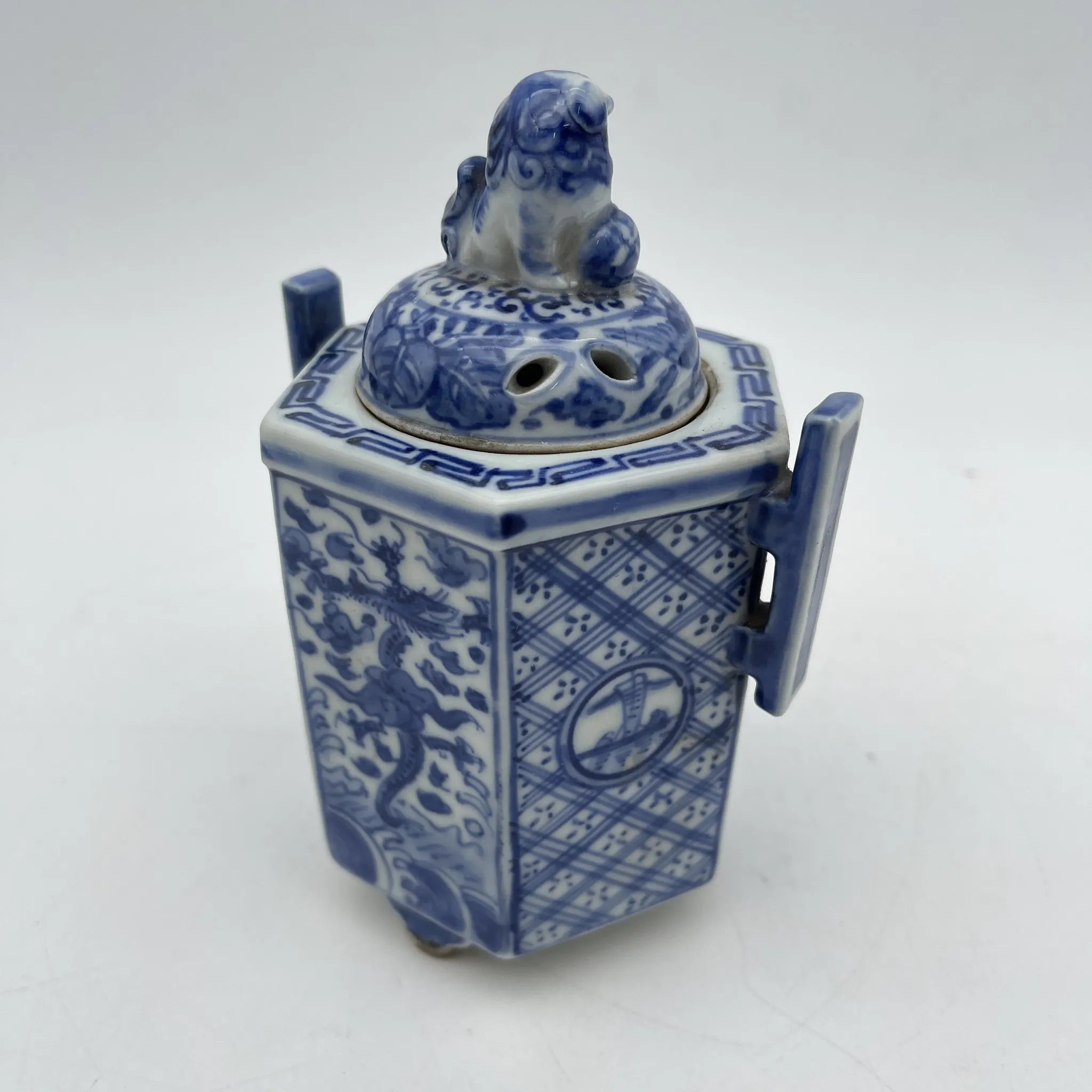【复古】香炉/祥瑞/推测20c中后期/瓷器/日本/狮子,凤凰,青花