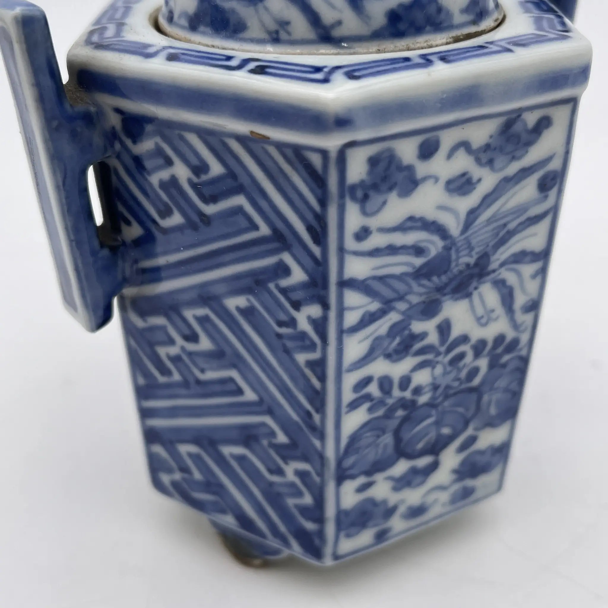 【复古】香炉/祥瑞/推测20c中后期/瓷器/日本/狮子,凤凰,青花