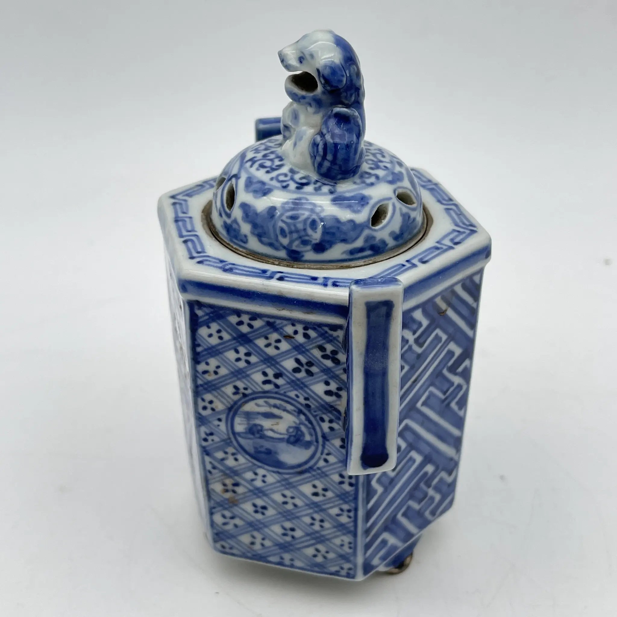 【复古】香炉/祥瑞/推测20c中后期/瓷器/日本/狮子,凤凰,青花
