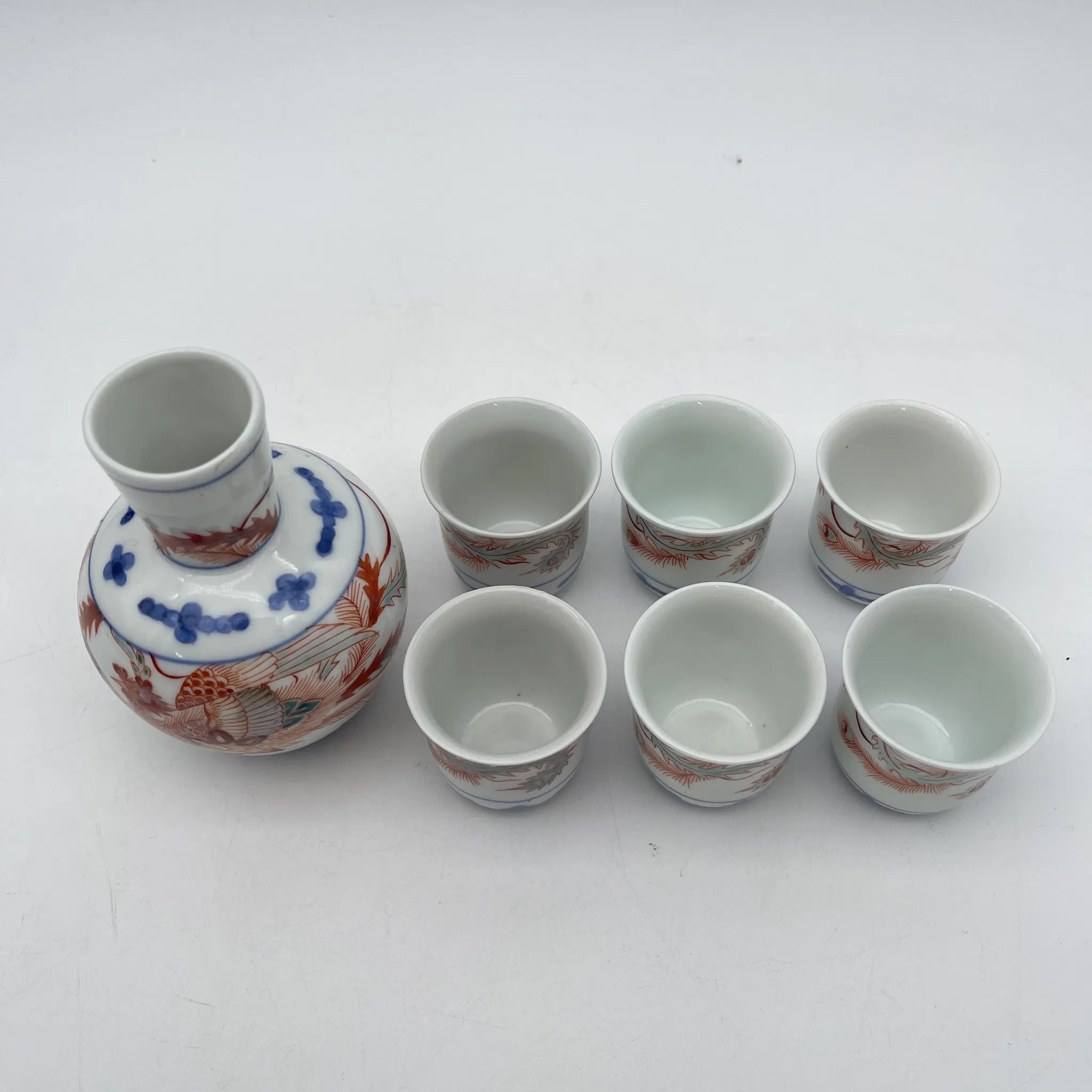 【复古】酒壶&酒盅6p /推测20c后期/瓷器/日本/凤凰
