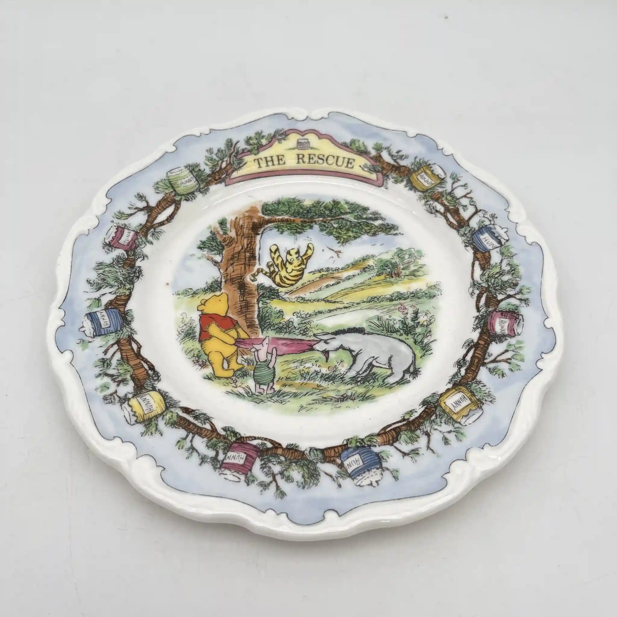 【复古】甜点盘(中盘)/ Royal Doulton / The Winnie The Pooh Collection / The Rescue /估计1990s / Bone China /英国/ John Finnie
