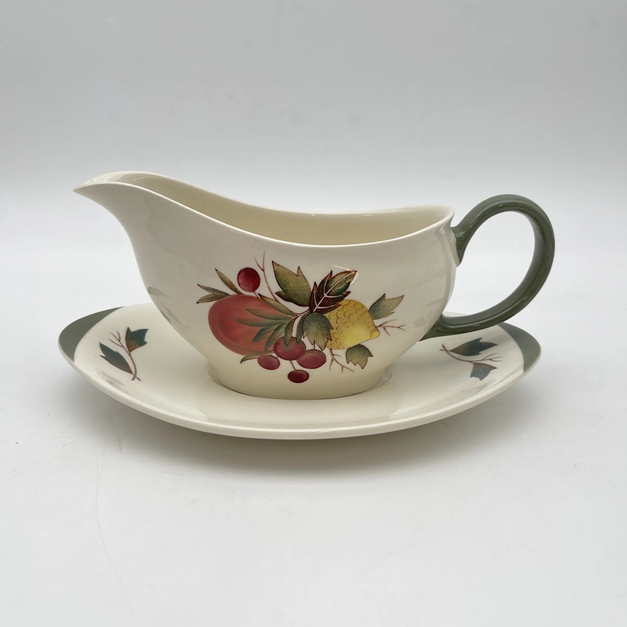 【复古】酱汁船和碟子/ Wedgewood / Covent Garden /估计20c中期/陶器/英国/植物艺术