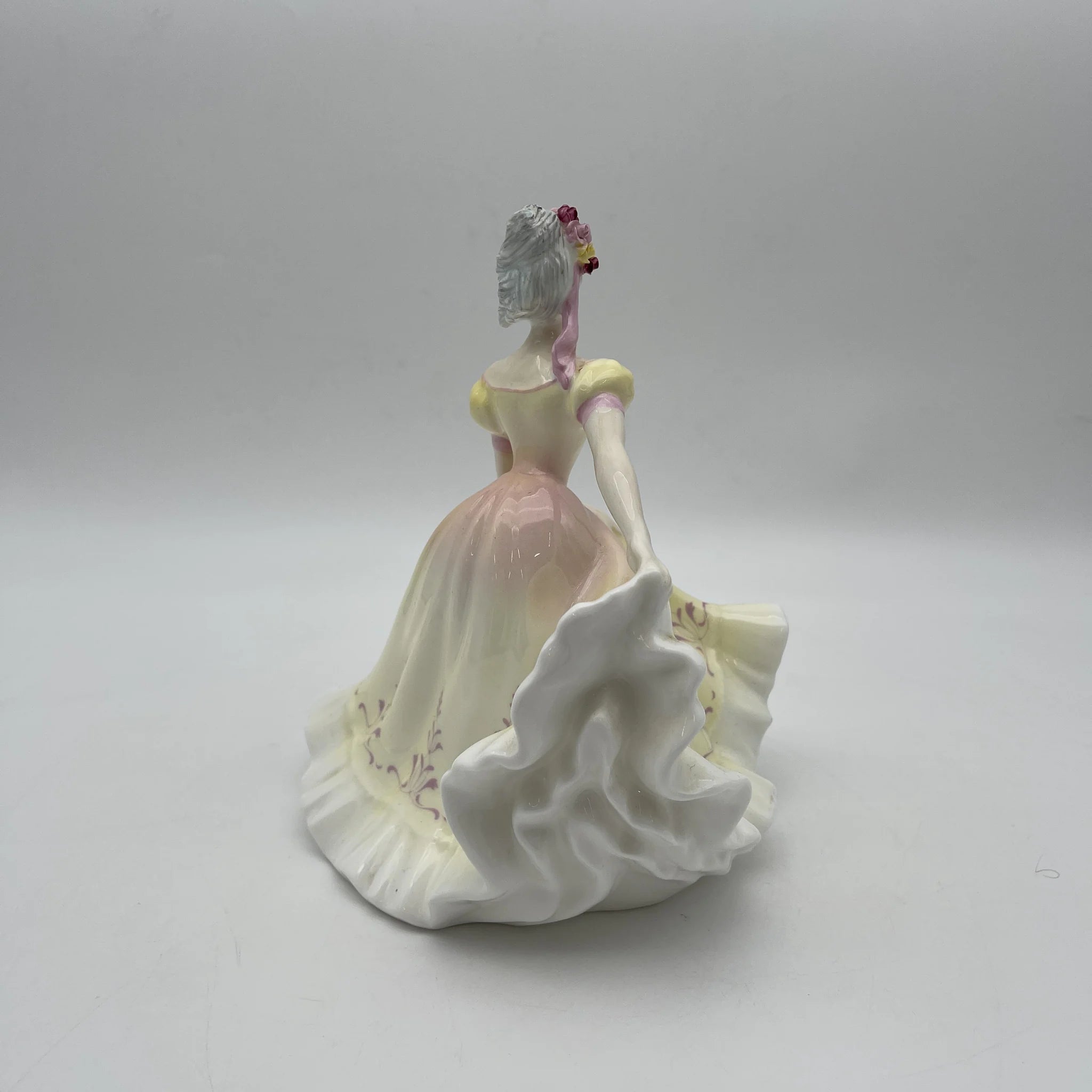 【复古】陶俑/ Royal Doulton / Ninette / 20c后期/ Bone China /英国/ Peggy Davies,手绘