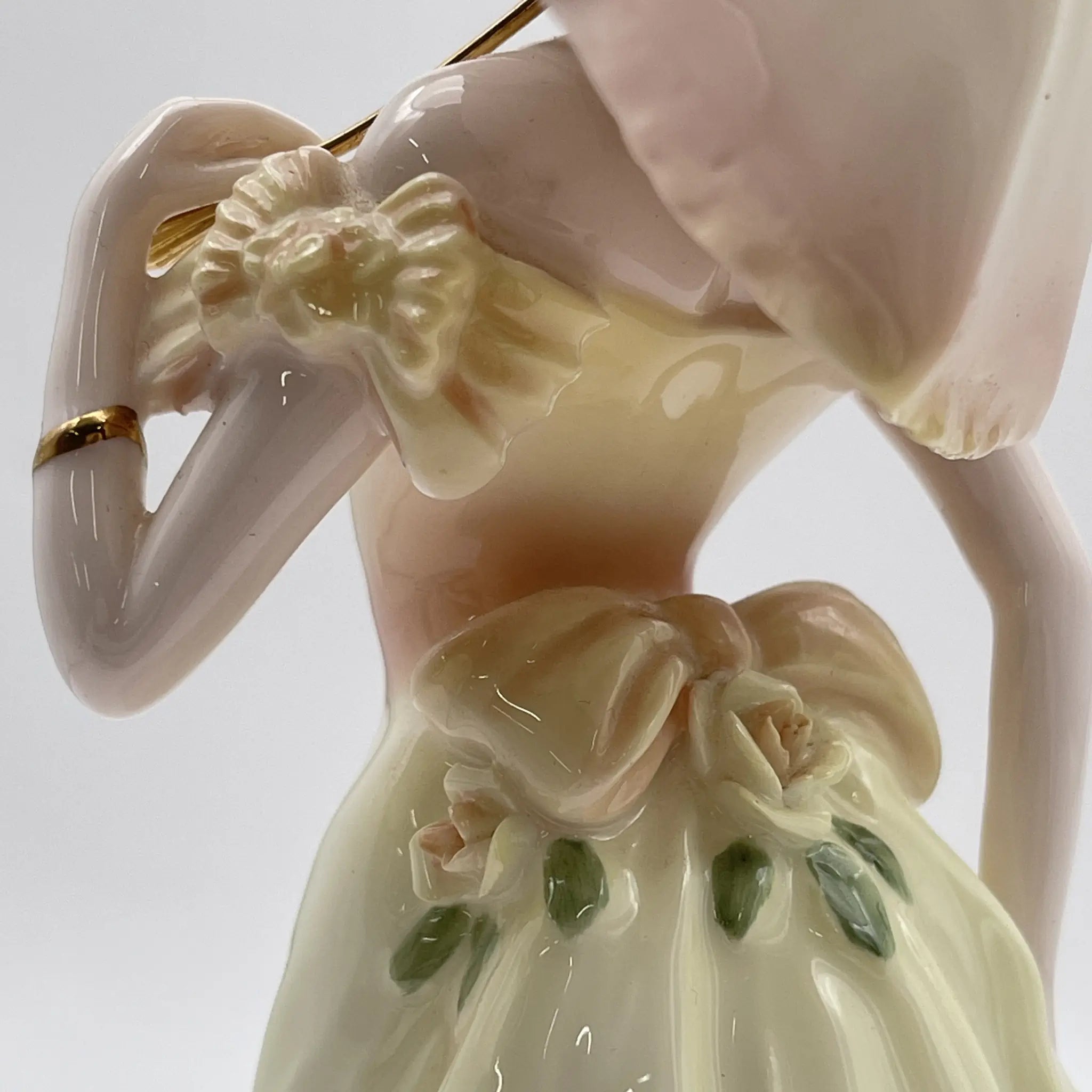 【再利用】公仔(陶瓷器人偶)/ Coalport / Ladies of Fashion / Vicky /估计2000左右/ Bone China /英国/ Jack Glynn,手绘