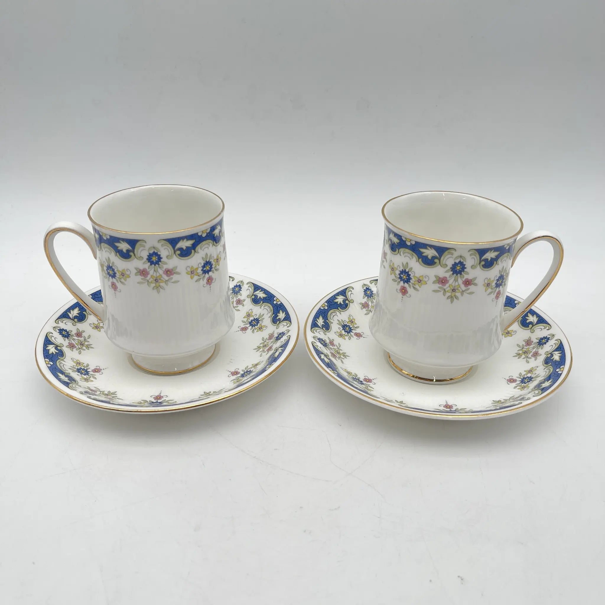 【复古】杯&碟2p / Paragon / Coniston /估计20c中期/ Fine Bone China /英国/果味,钴,小花