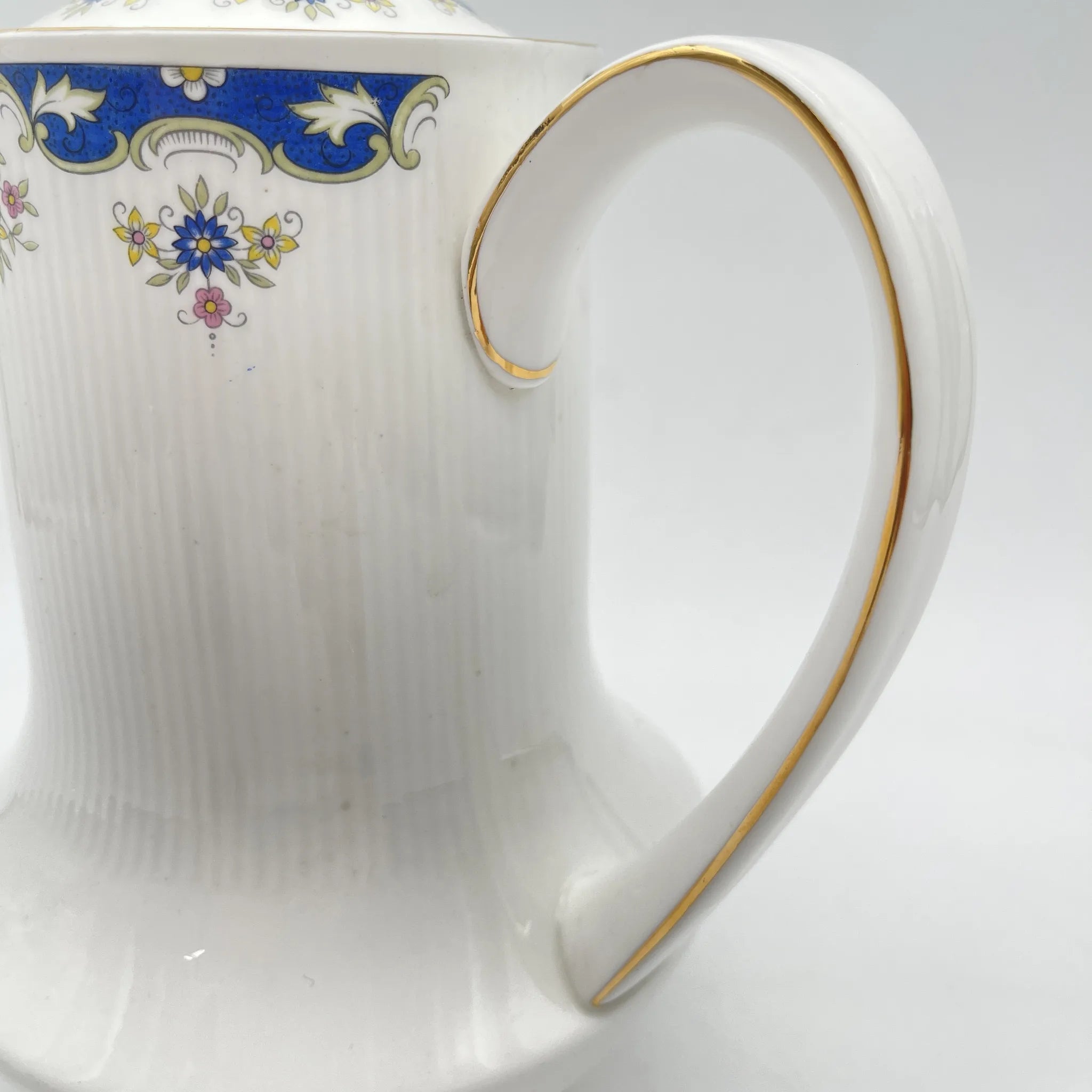 【复古】咖啡壶/ Paragon / Coniston /估计20c中期/ Fine Bone China /英国/果味,钴,小花