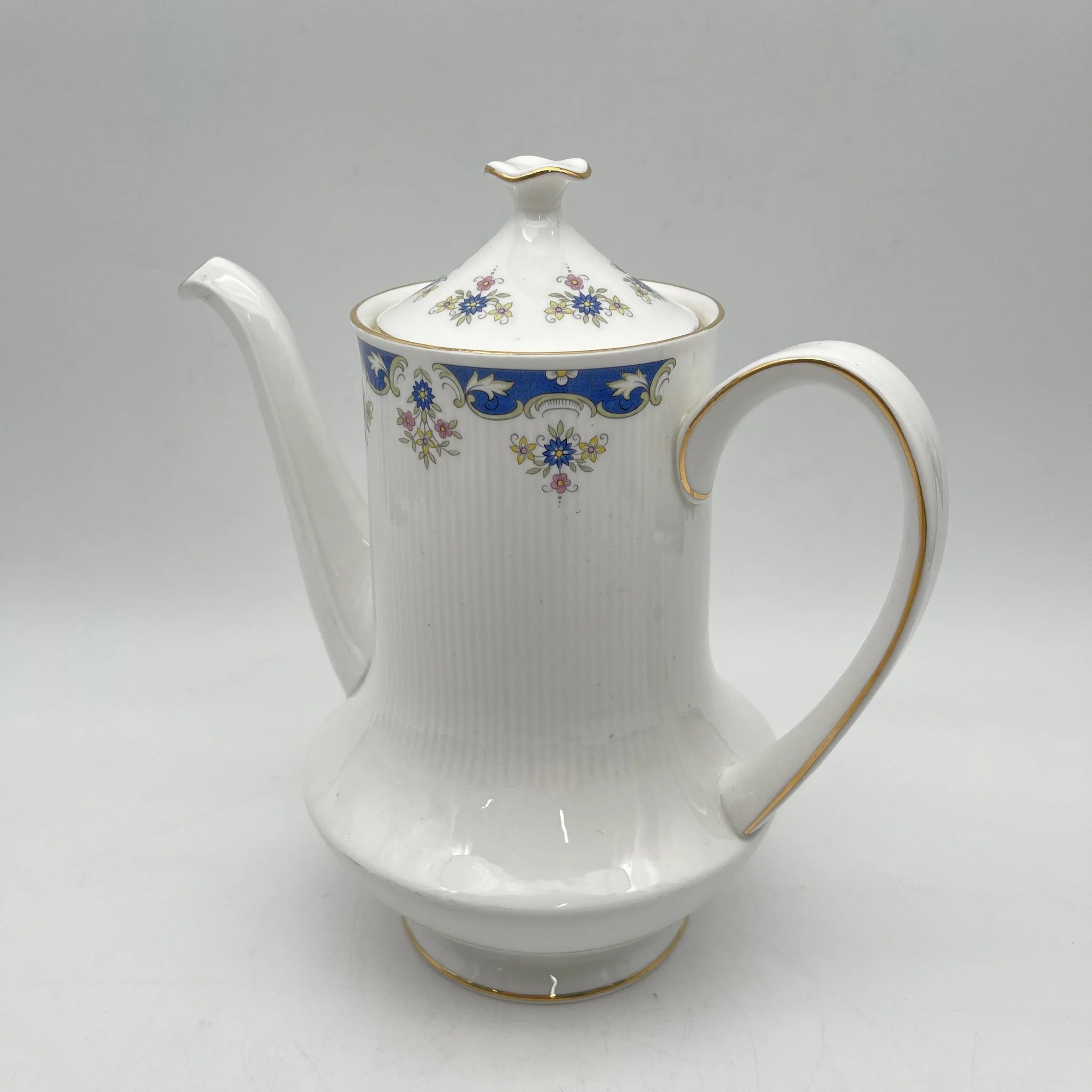 【复古】咖啡壶/ Paragon / Coniston /估计20c中期/ Fine Bone China /英国/果味,钴,小花