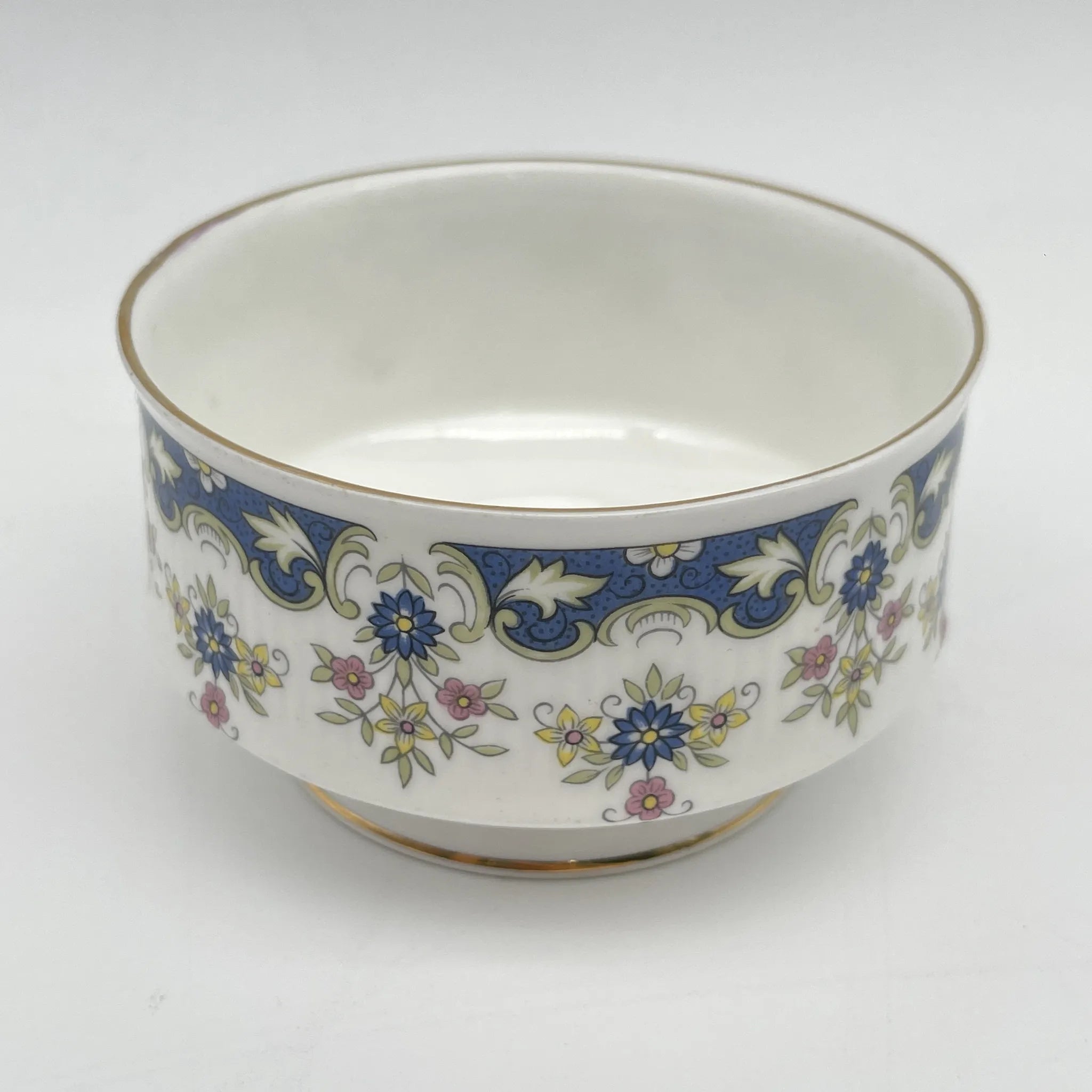 【复古】糖碗/ Paragon / Coniston /估计20c中期/ Fine Bone China /英国/果味,钴,小花