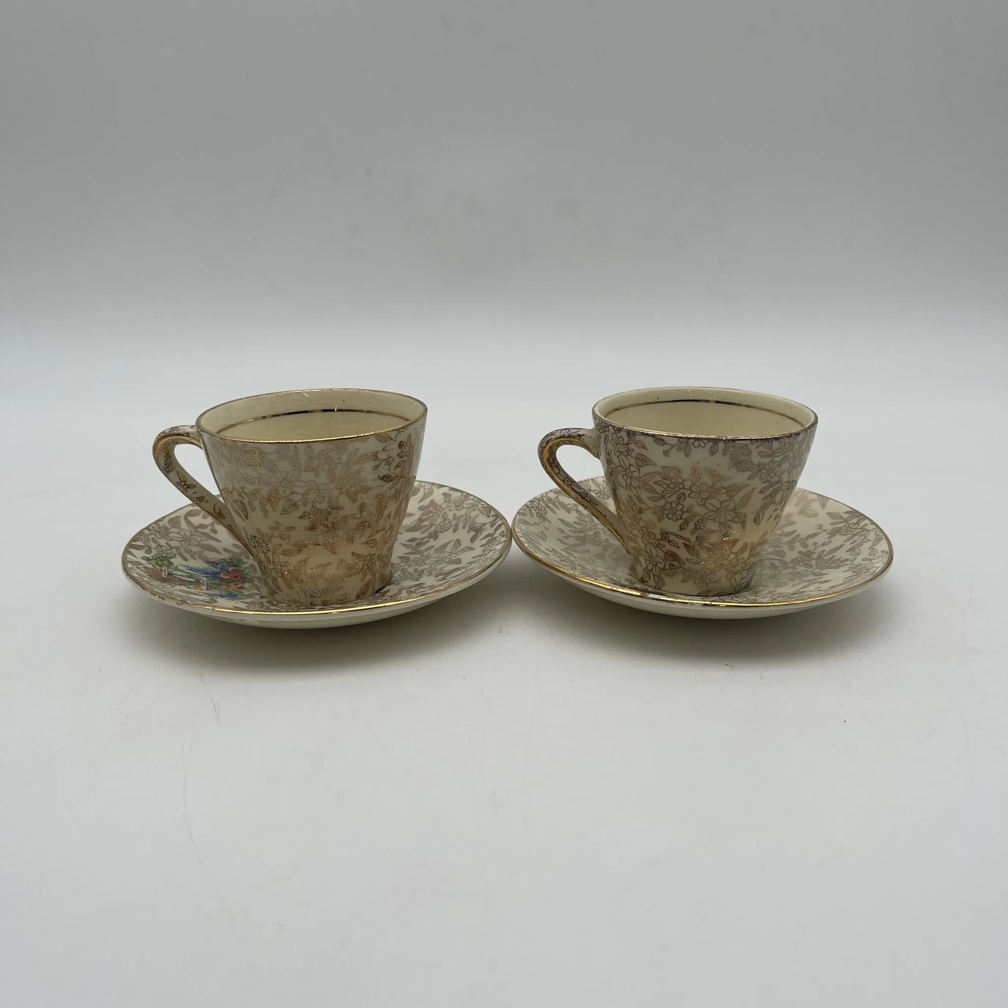 【复古】杯和碟子2p +碟子/ Empire Porcelain /估计20c中期/陶器/英国/ chinz