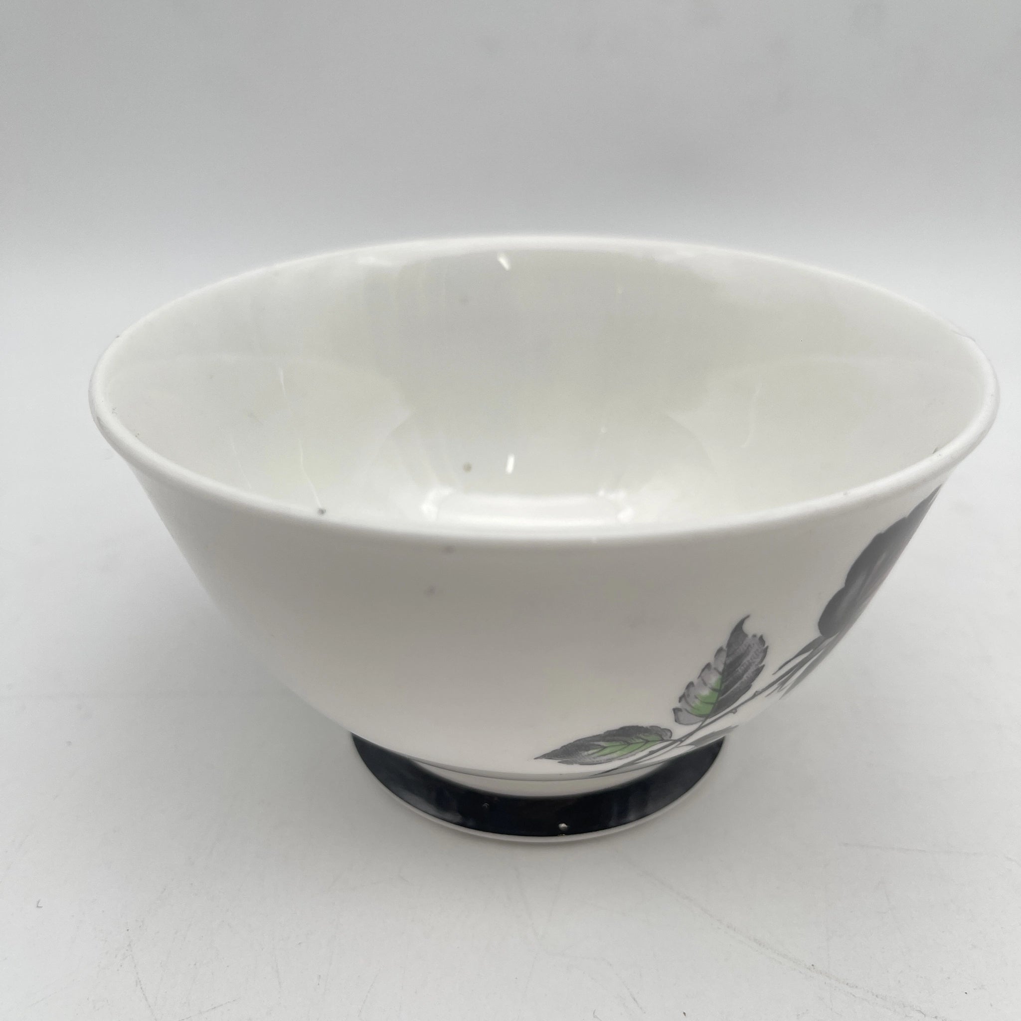 【复古】咖啡杯/ Royal Albert / Masquerade /估计20c中期/ Bone China /英国/黑玫瑰