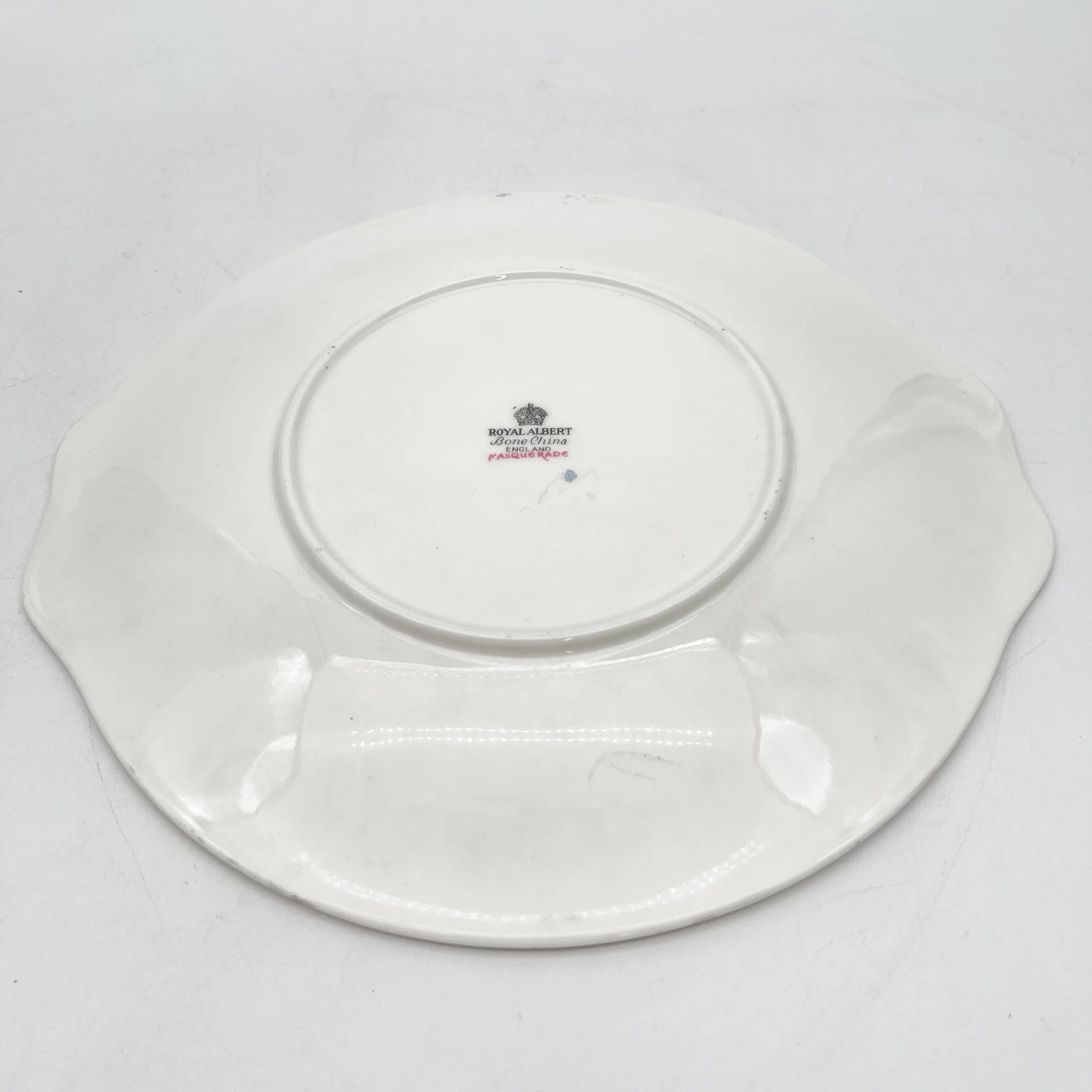 【复古】晚餐盘(主盘)/ Royal Albert / Masquerade /估计20c中期/ Bone China /英国/黑玫瑰