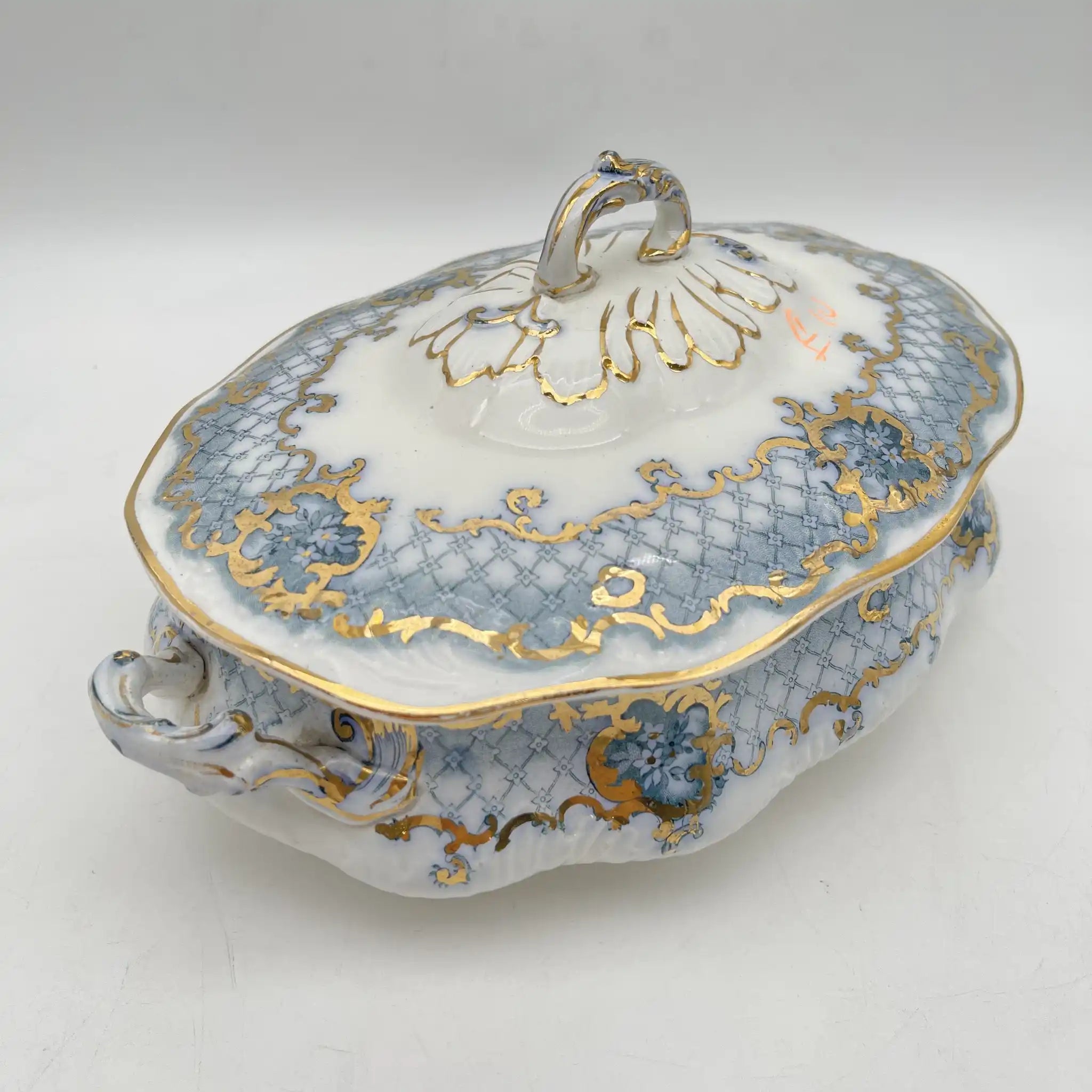 【古董】汤底/ Furnivals / Venice /估计1900左右/陶器/英国/罗凯,卷轴,拉提斯作品