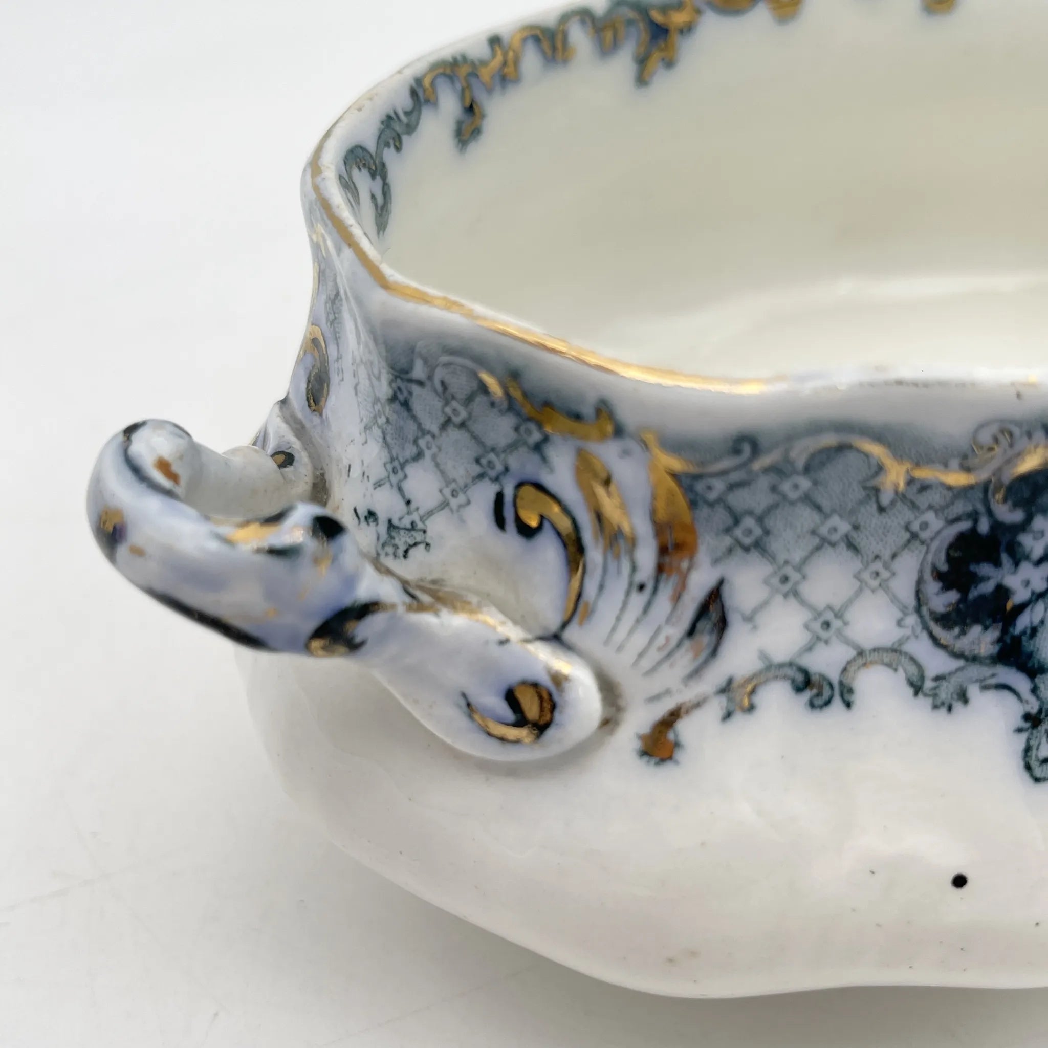 【古董】汤底/ Furnivals / Venice /估计1900左右/陶器/英国/罗凯,卷轴,拉提斯作品