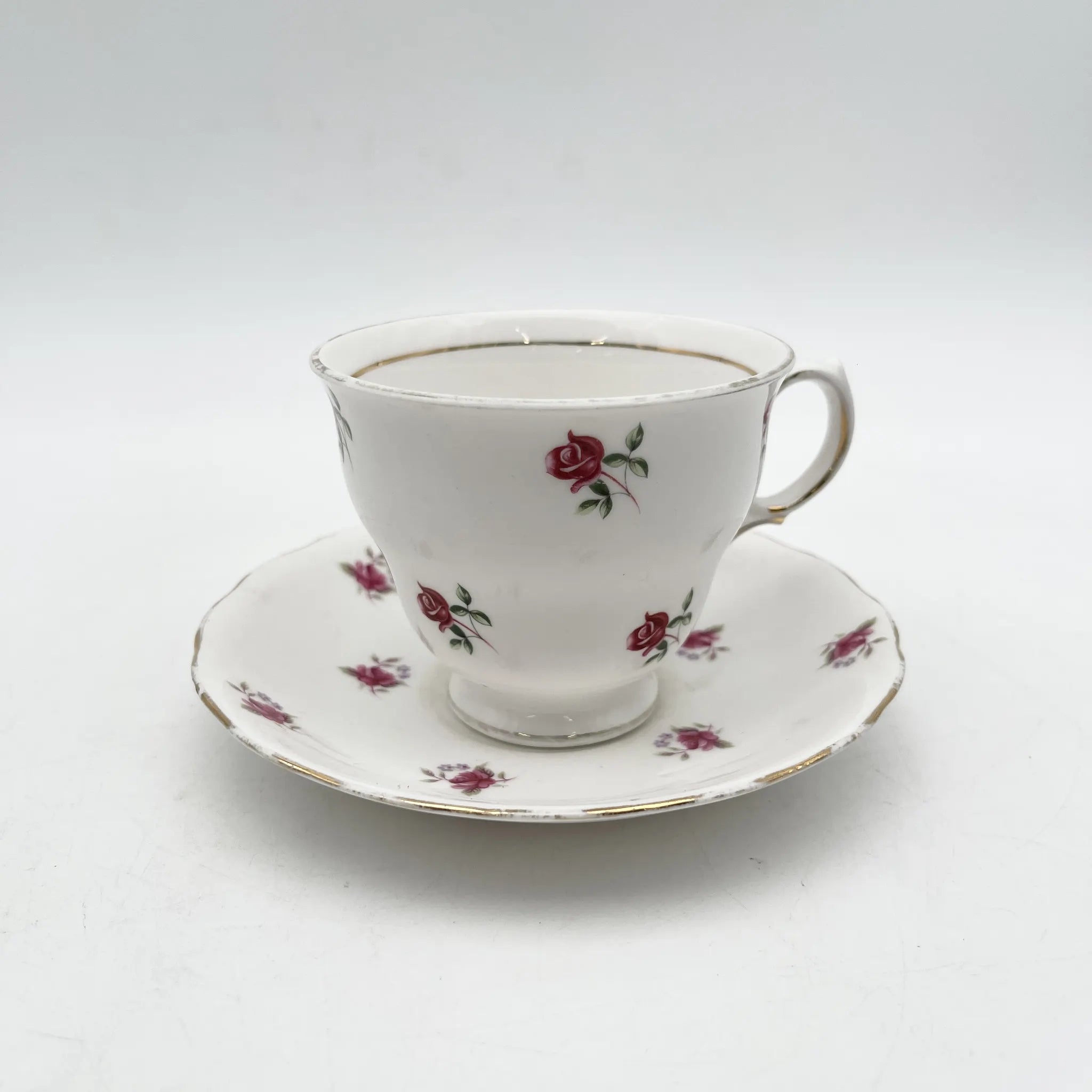 【复古】杯&碟子/ Crown Royal /估计20c中/ Bone China /英国/玫瑰,金彩