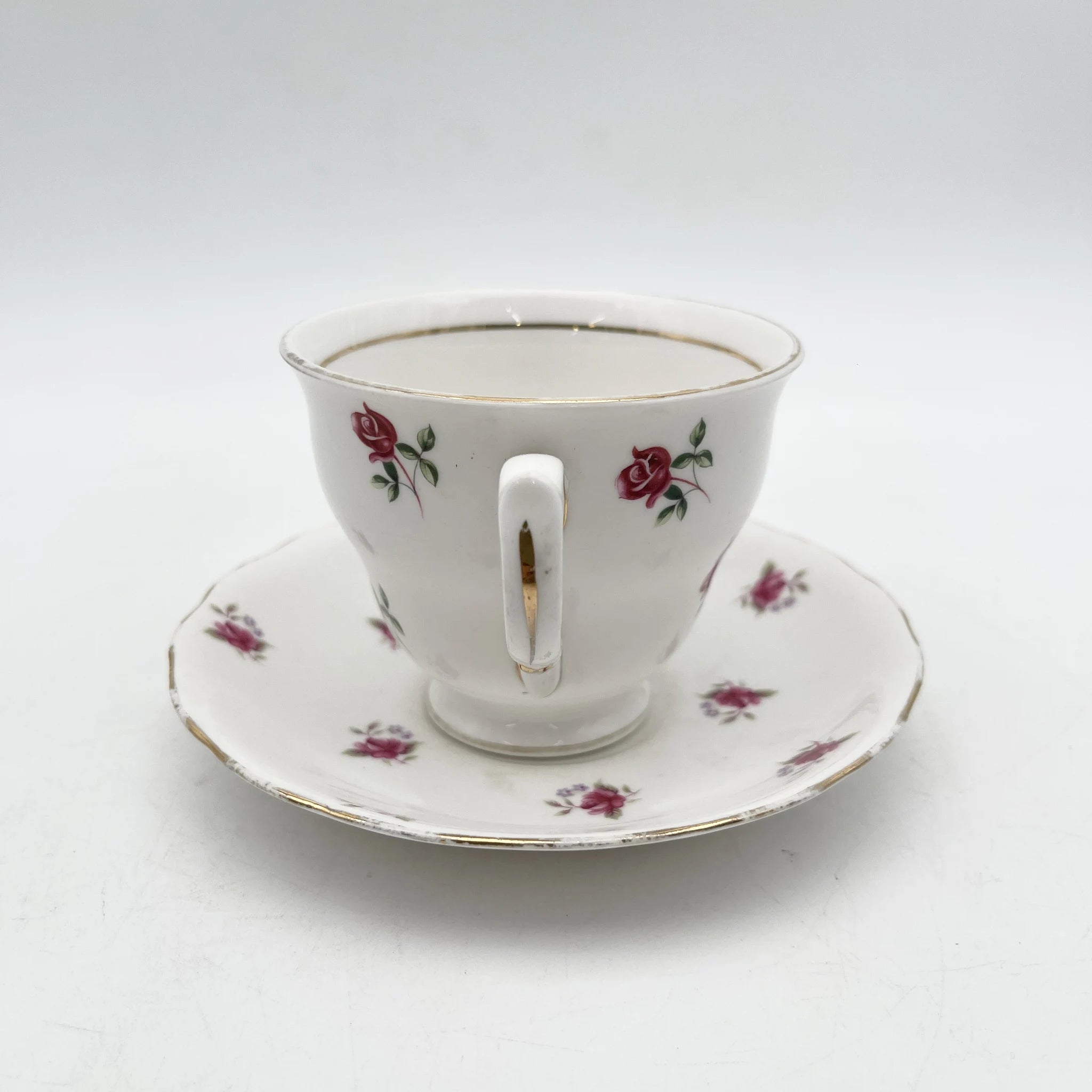 【复古】杯&碟子/ Crown Royal /估计20c中/ Bone China /英国/玫瑰,金彩