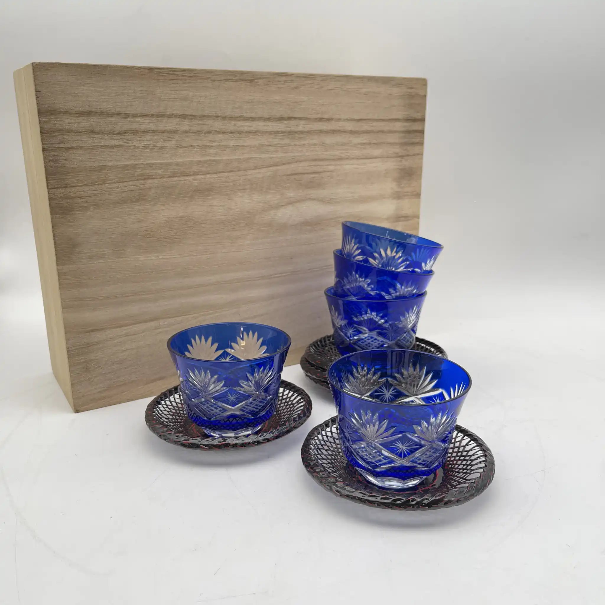 【再利用】玻璃杯和茶托套装