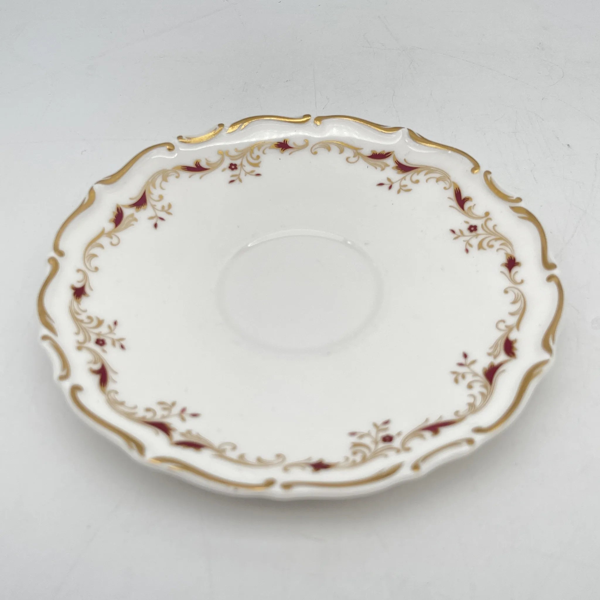 【复古】杯和碟子/ Royal Doulton / Strasbourg /估计20c中期/ Fine Bone China /英国/ scalp边缘,滚动
