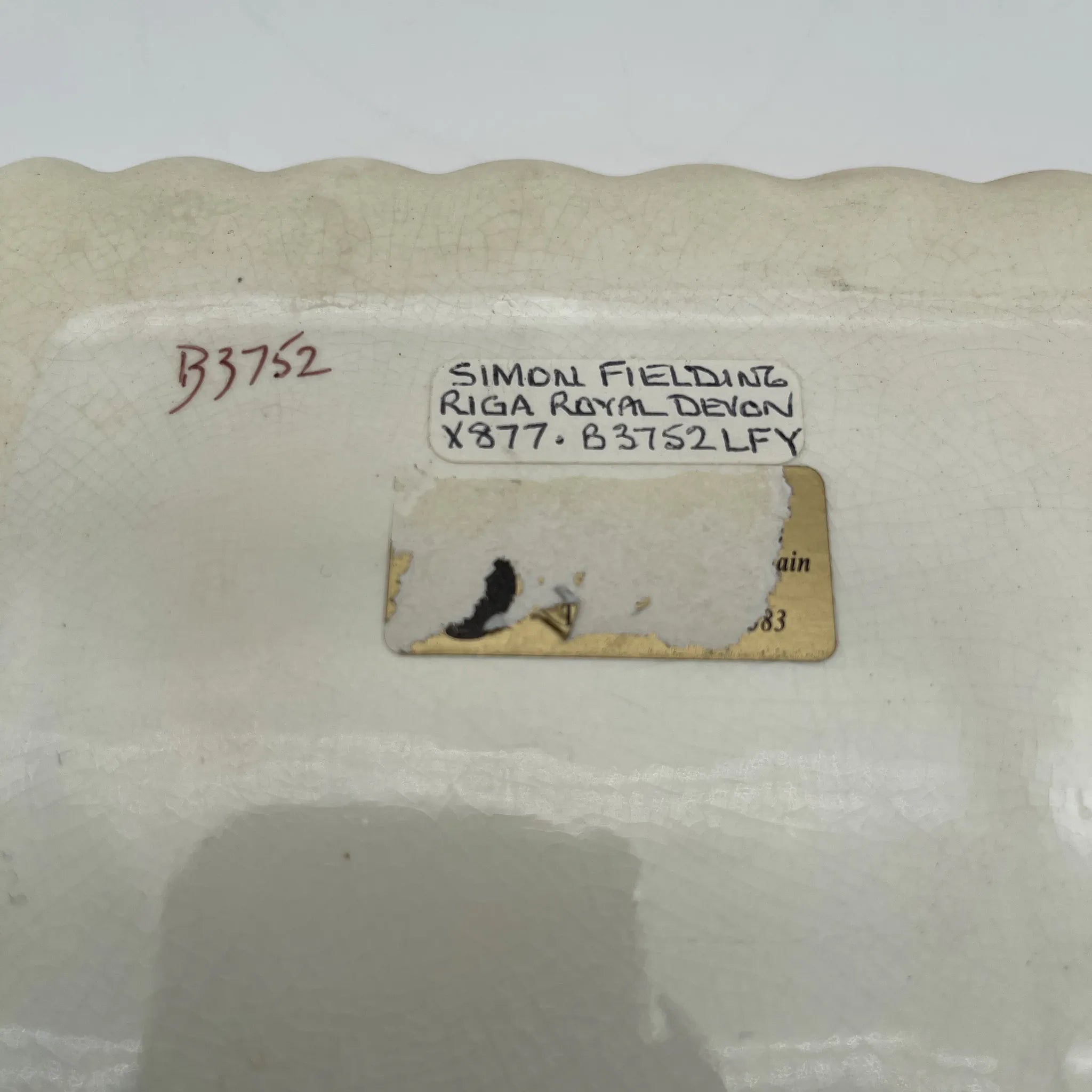 【アンティーク】 スクエアプレート (角皿) / Crown Devon (クラウンデボン) / Riga / 1890-1910年代 / 陶器 / イギリス / 銅板転写, 手彩色 金彩