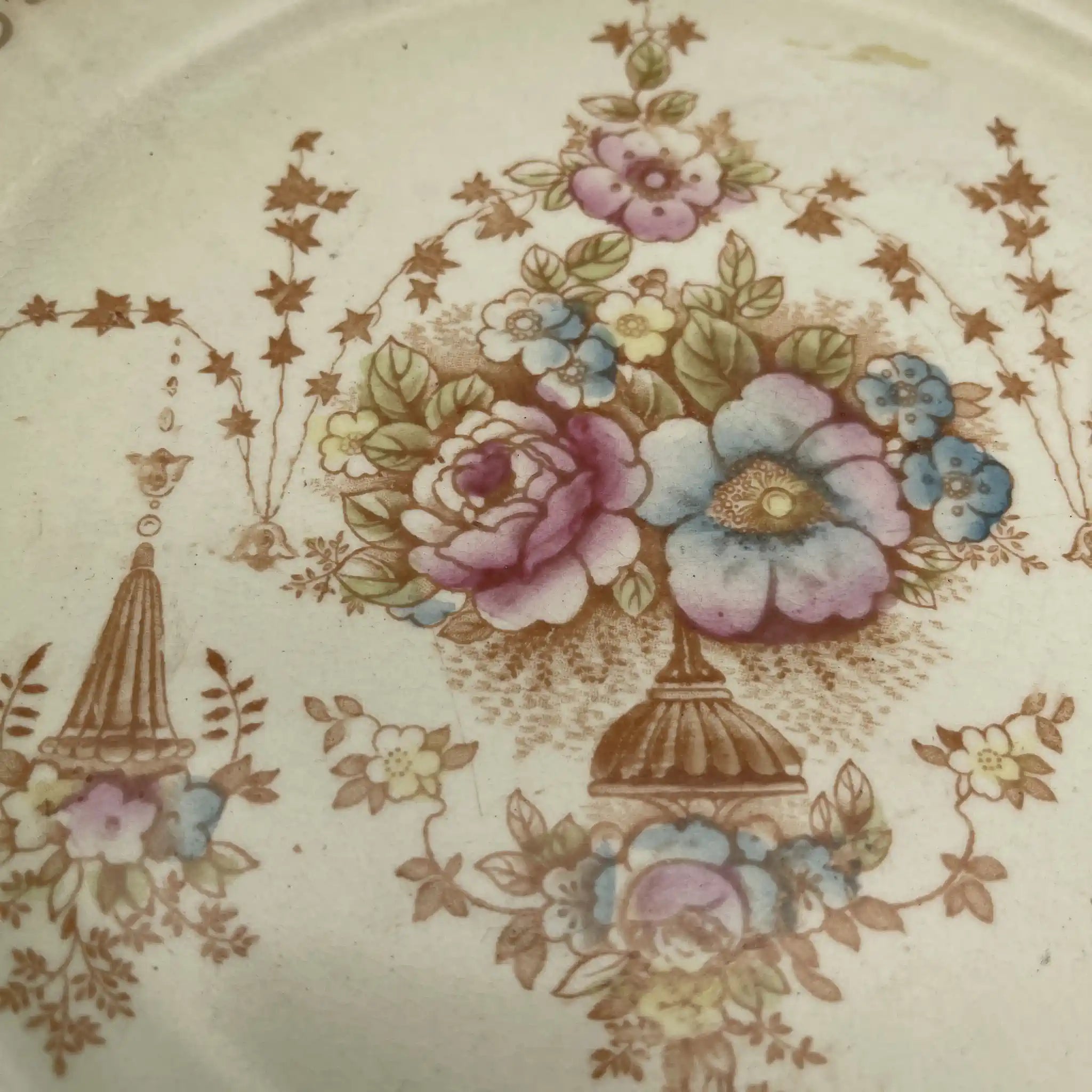 【アンティーク】 コンポート (高台皿) / Crown Devon (クラウンデボン) / Spring / 1910-1920年代 / 陶器 / イギリス / 銅板転写, 手彩色 金彩