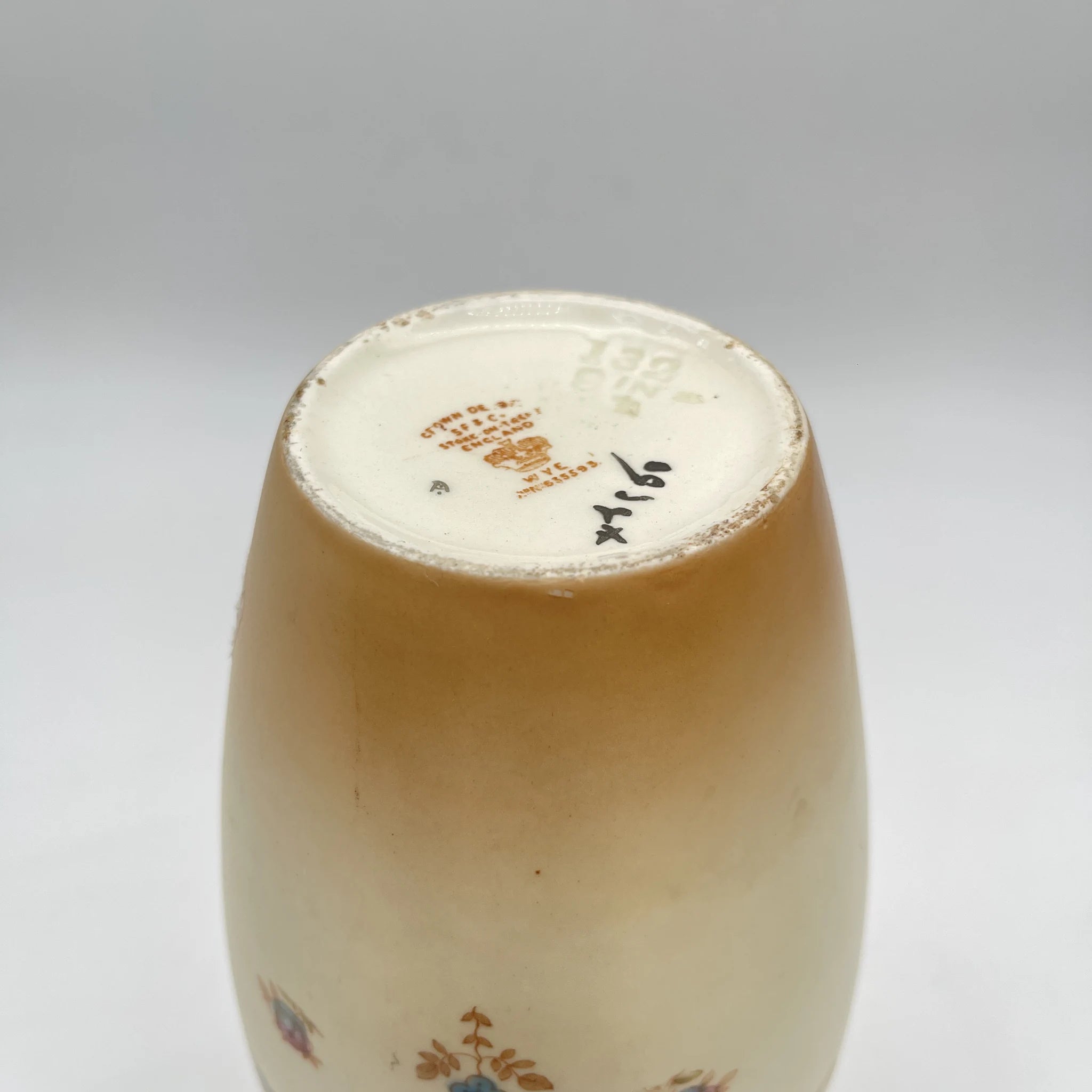 【アンティーク】 フラワーベース (花瓶) / Crown Devon (クラウンデボン) / Wye / 1910年代 / 陶器 / イギリス / 銅板転写, 手彩色 金彩