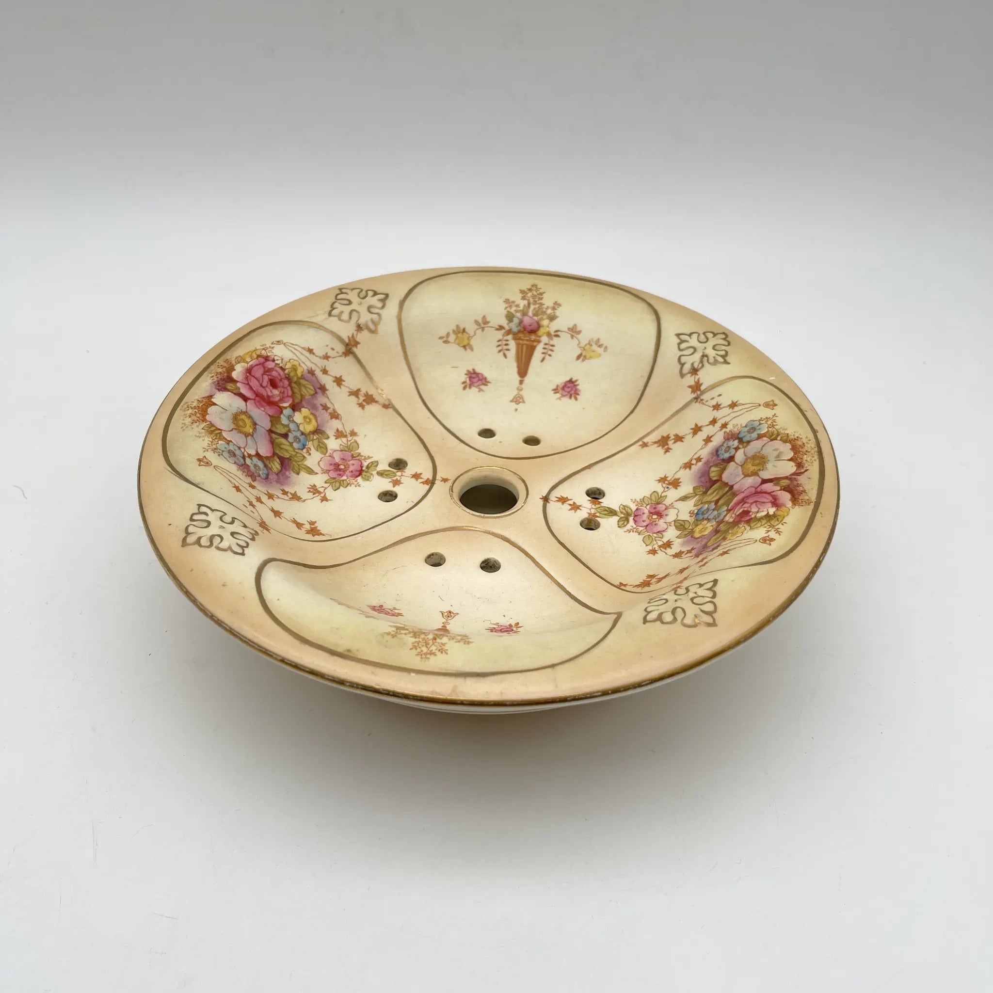 【アンティーク】 ソープディッシュ / Crown Devon (クラウンデボン) / Spring / 1910-1920年代 / 陶器 / イギリス / 銅板転写, 手彩色 金彩