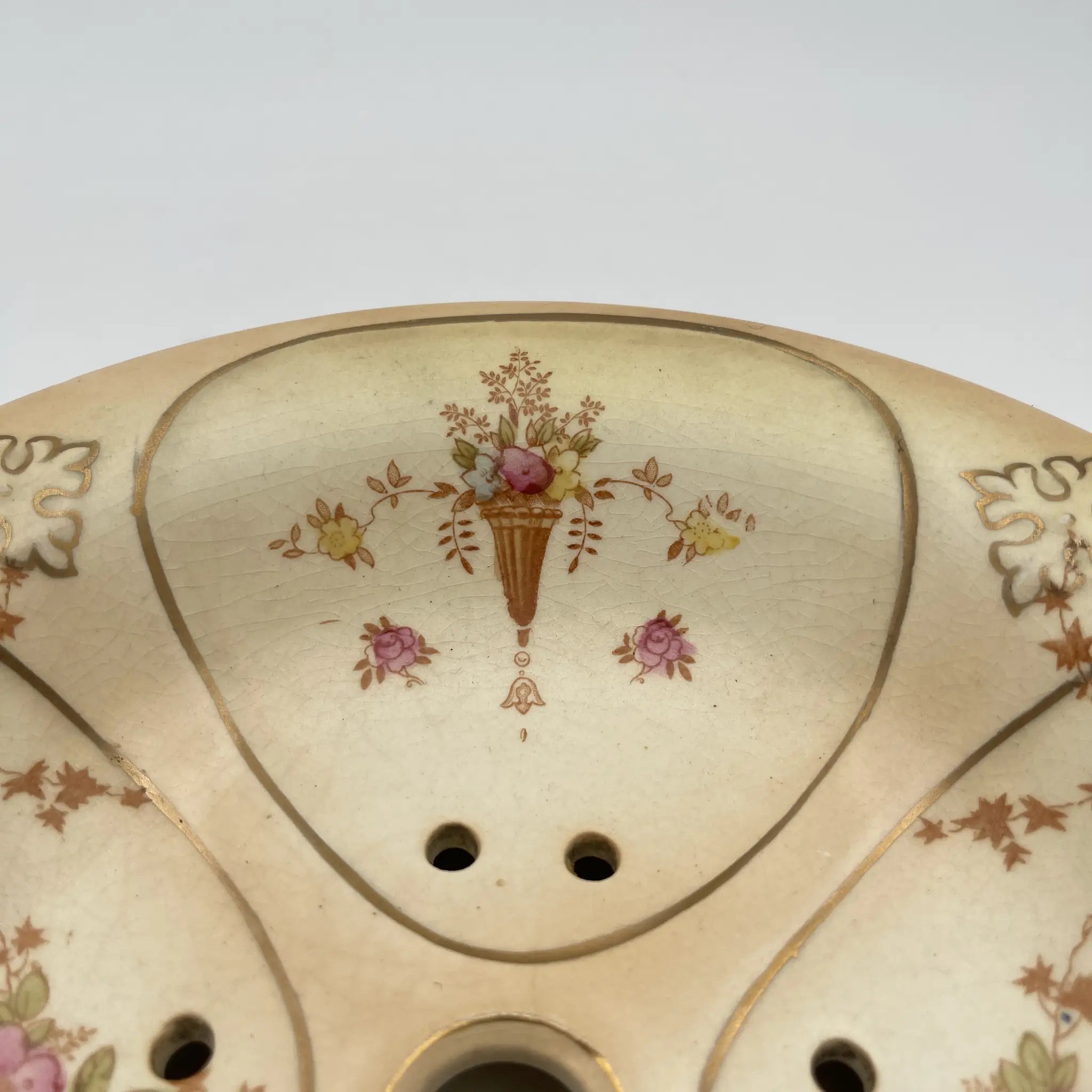 【アンティーク】 ソープディッシュ / Crown Devon (クラウンデボン) / Spring / 1910-1920年代 / 陶器 / イギリス / 銅板転写, 手彩色 金彩