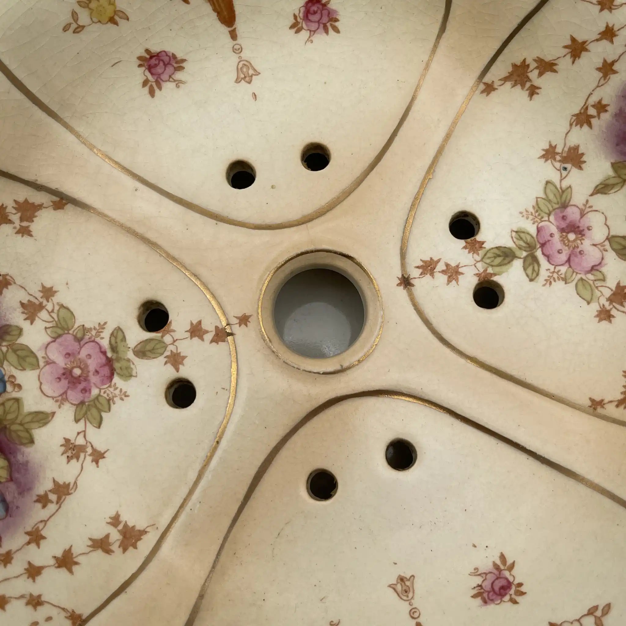 【アンティーク】 ソープディッシュ / Crown Devon (クラウンデボン) / Spring / 1910-1920年代 / 陶器 / イギリス / 銅板転写, 手彩色 金彩