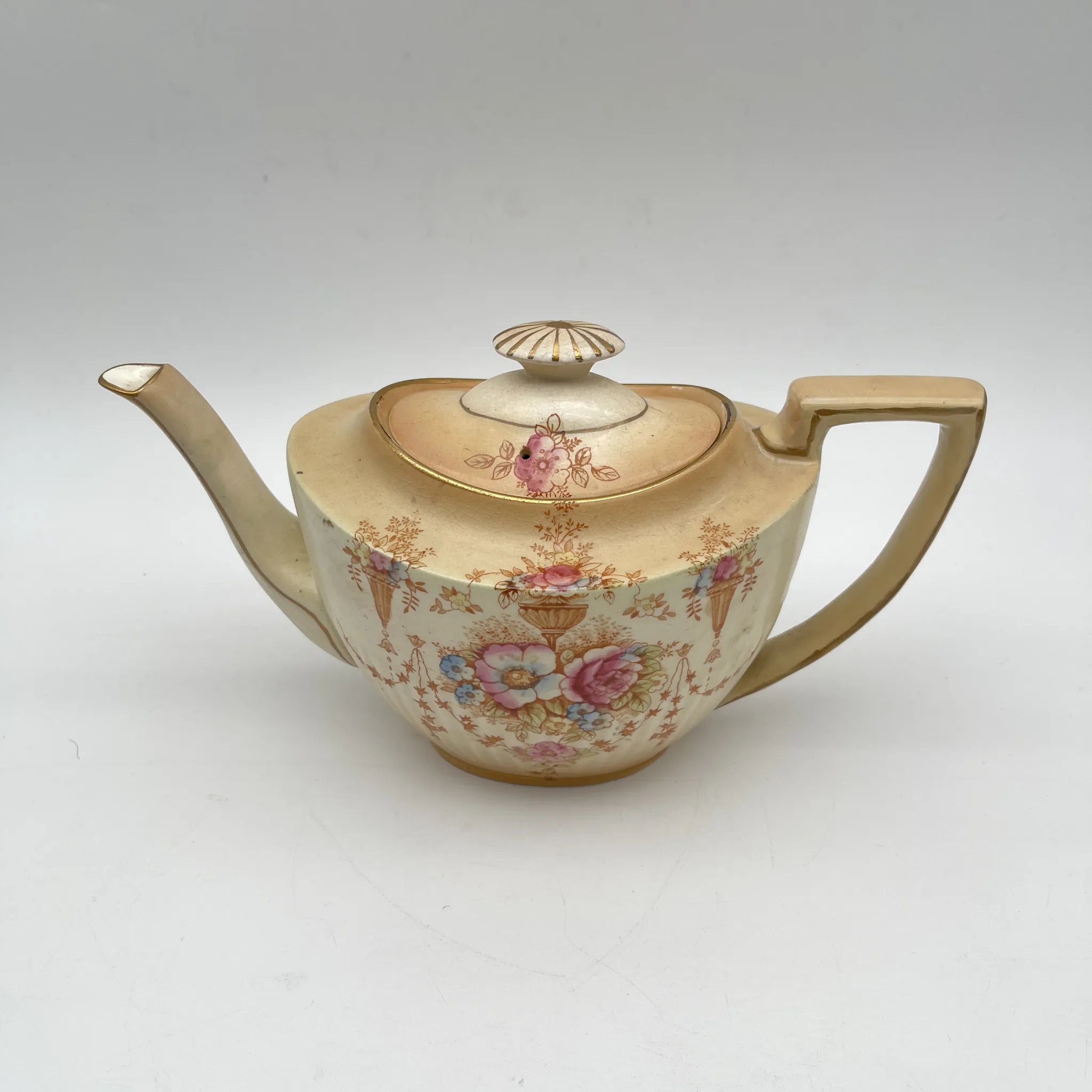 【アンティーク】 ティーポット / Crown Devon (クラウンデボン) / Spring / 1910-1920年代 / 陶器 / イギリス / 銅板転写, 手彩色 金彩