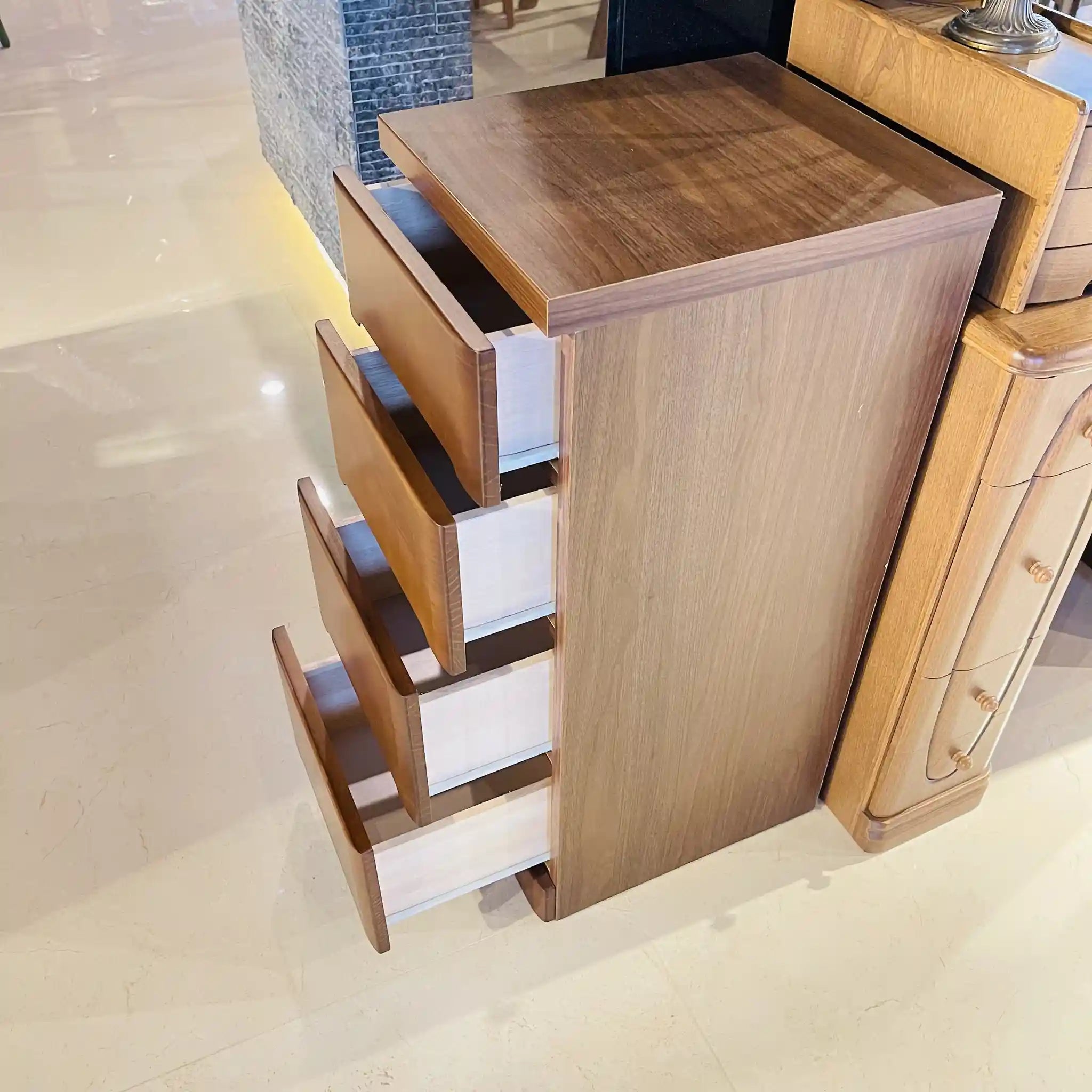 【リユース】 チェスト