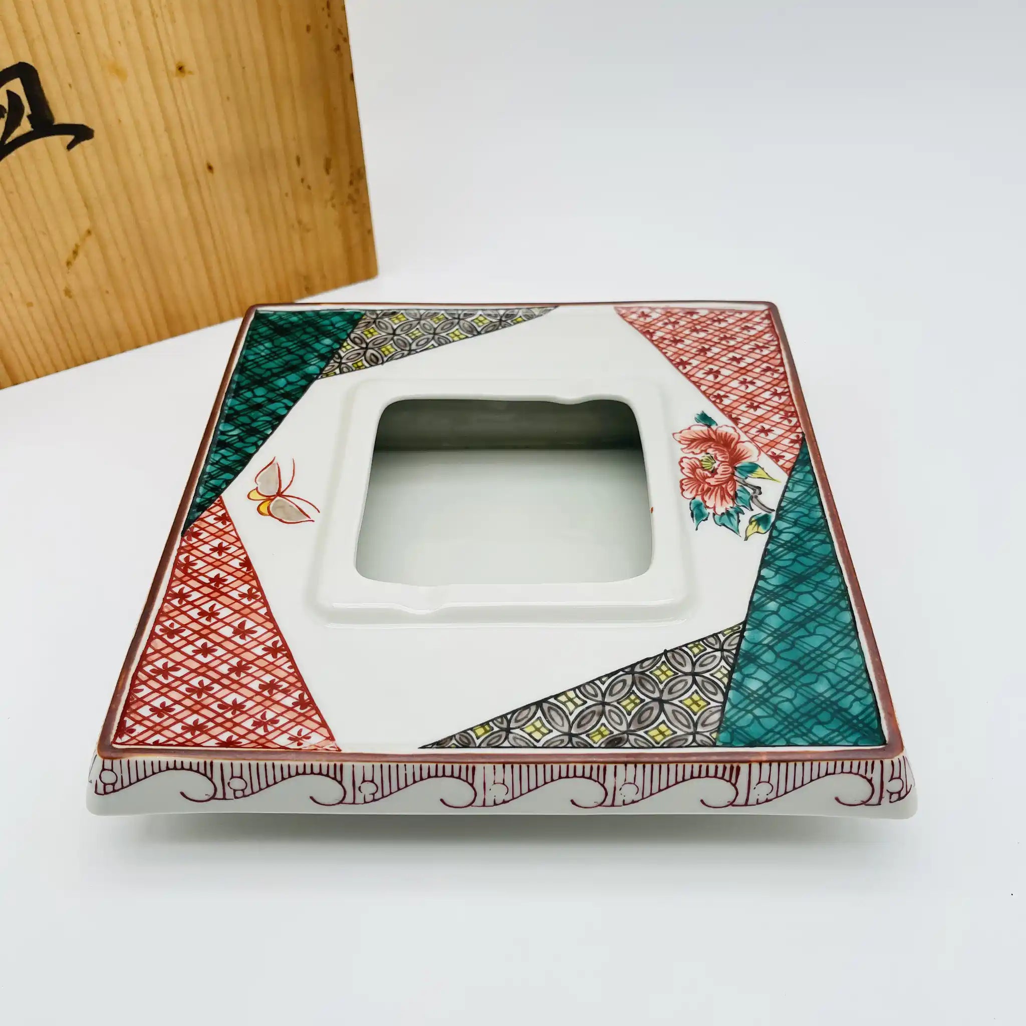 【リユース】 灰皿 / 清水作 / 九谷焼 / 陶磁器 / 日本 / 箱付き