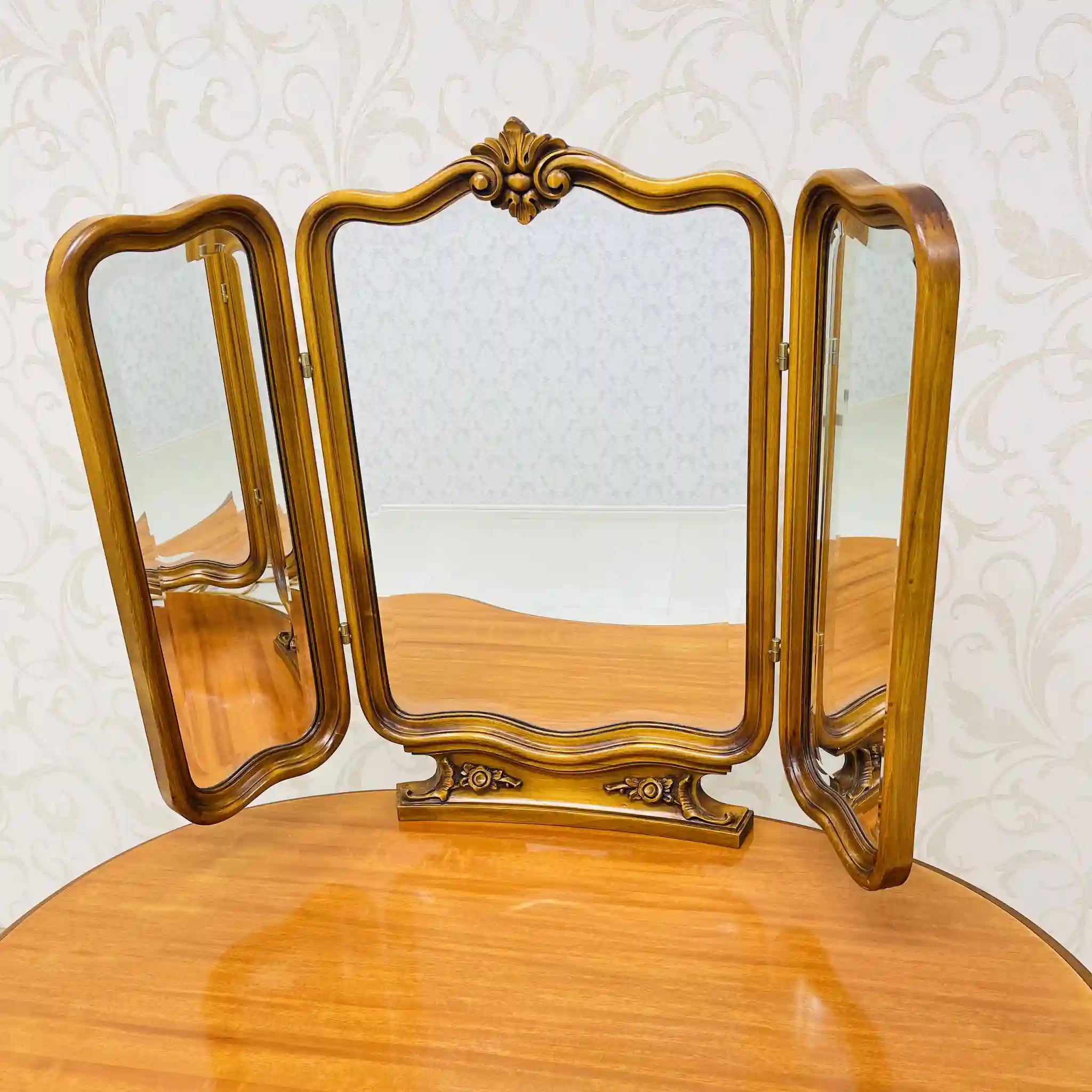 【リユース】 ドレッサー