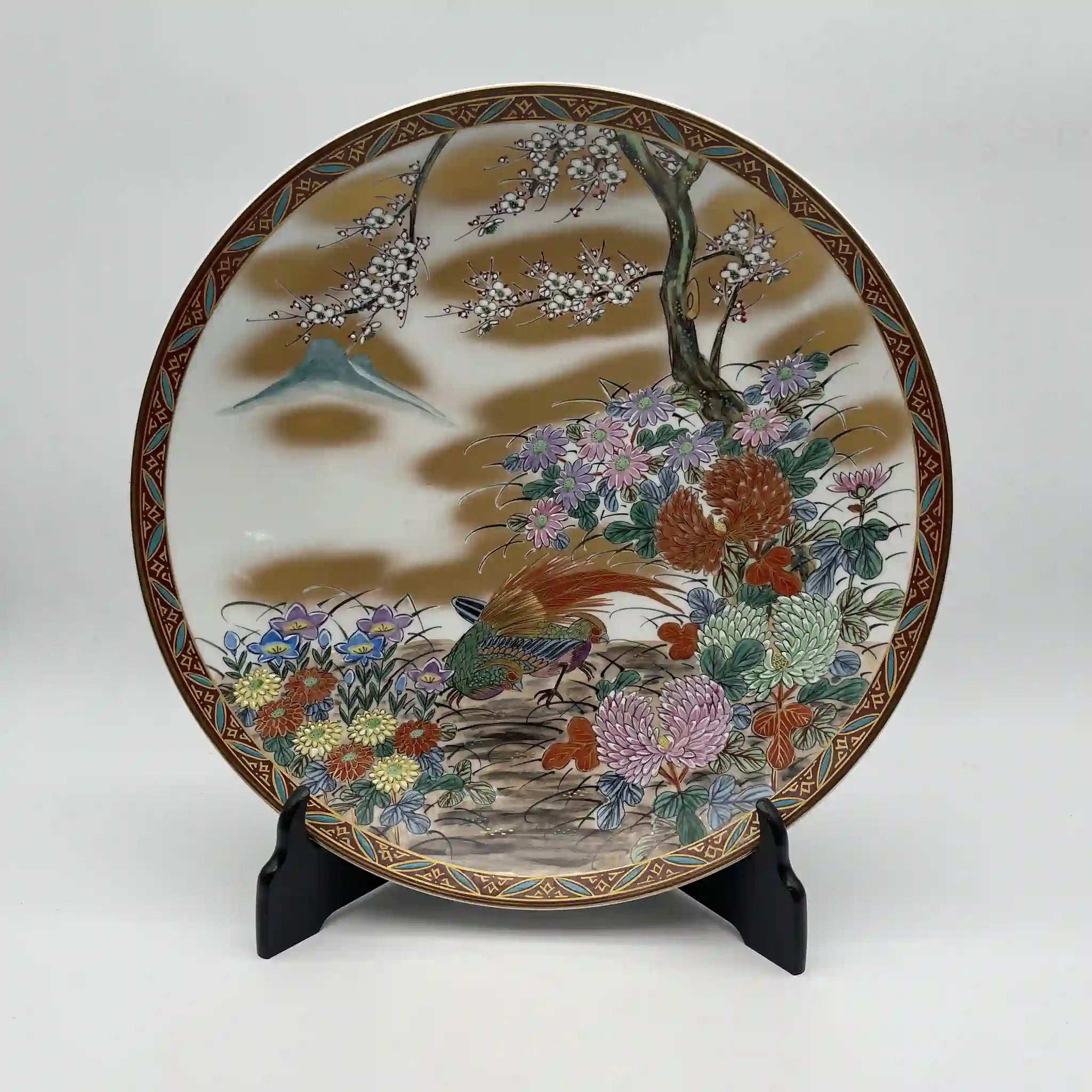 【リユース】 飾皿 皿立て付 / 寛山作 / 九谷焼 / 日本 / 箱付き