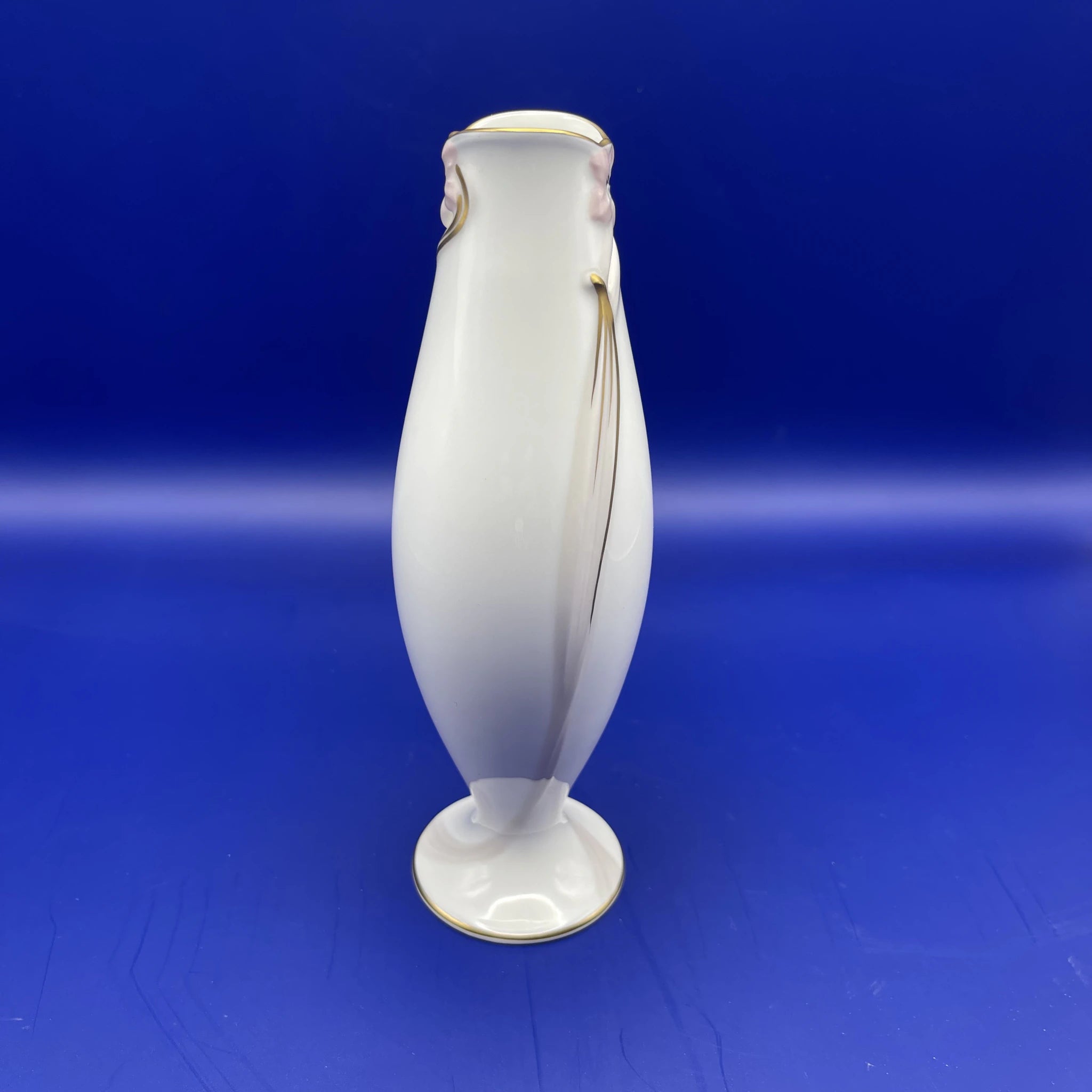 【リユース】 一輪挿し / NARUMI(ナルミ) / ギフトギャラリーシリーズ / Bone China / 日本 / 未使用 / 箱付き