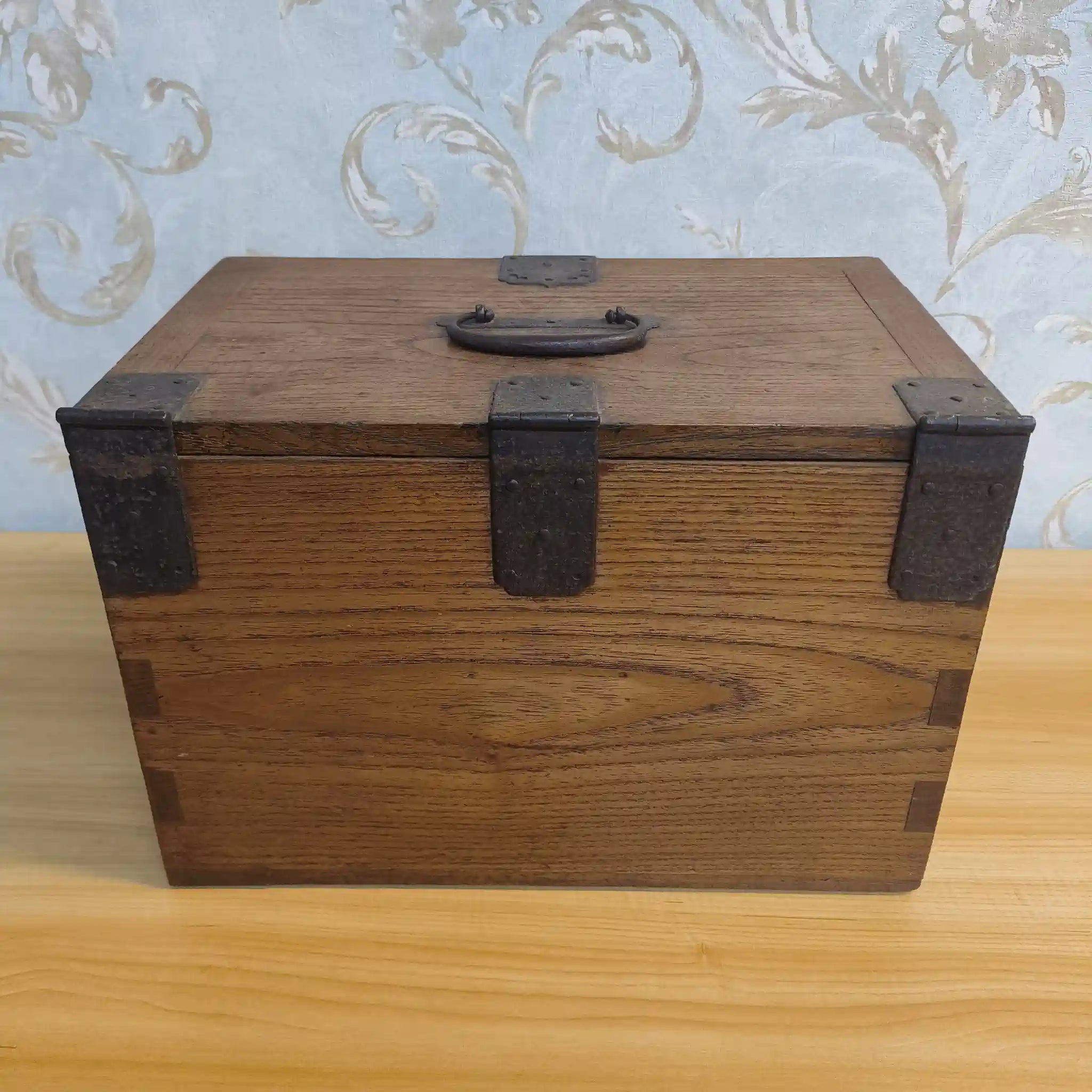 【ビンテージ】 懸硯 (小引出し) / 推定20C中後期 / 栗材 / 日本