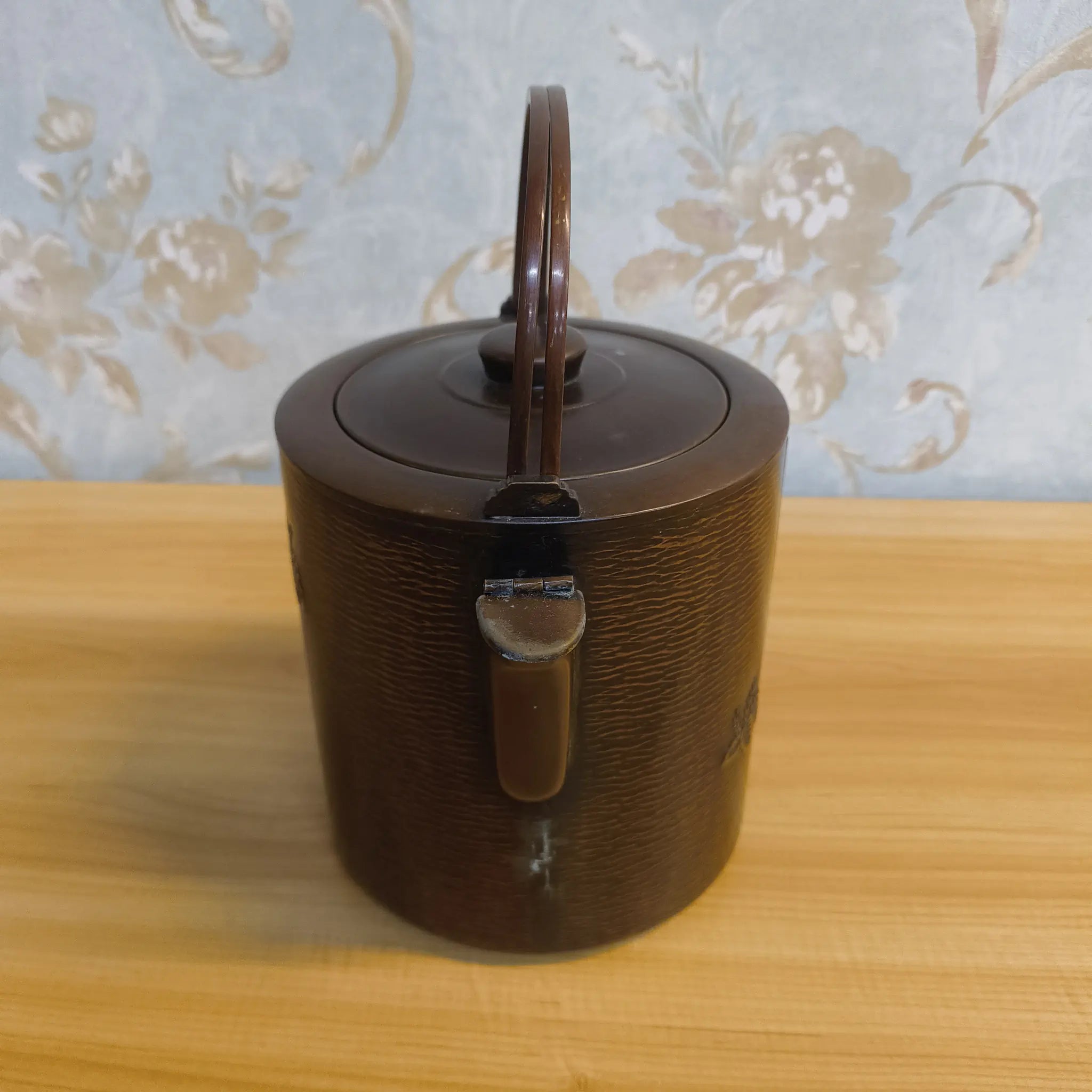 【ビンテージ】 水次 (水注) / 金正堂 / 推定20C後期 / 銅 / 日本 / 桐文, 鎚目